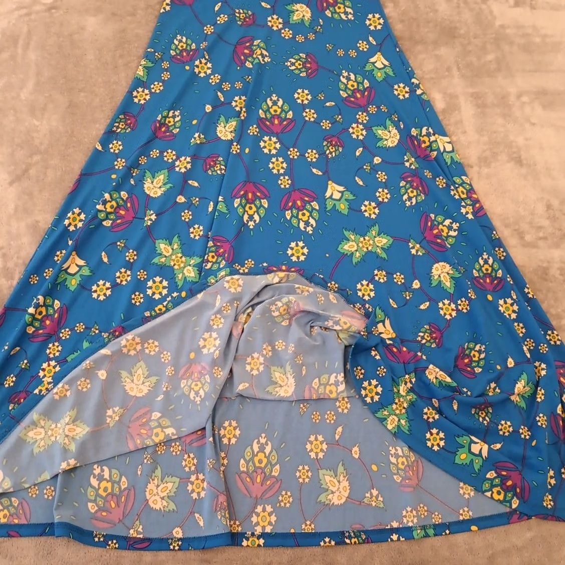 Vintage LuLaRoe Maxi Skirt XS Blue Floral Long Pull On Womens Regular Skirt Long Blue Floral Stretch Vintage No N/A Size 26" / US 2 / IT 38 - 7 Thumbnail