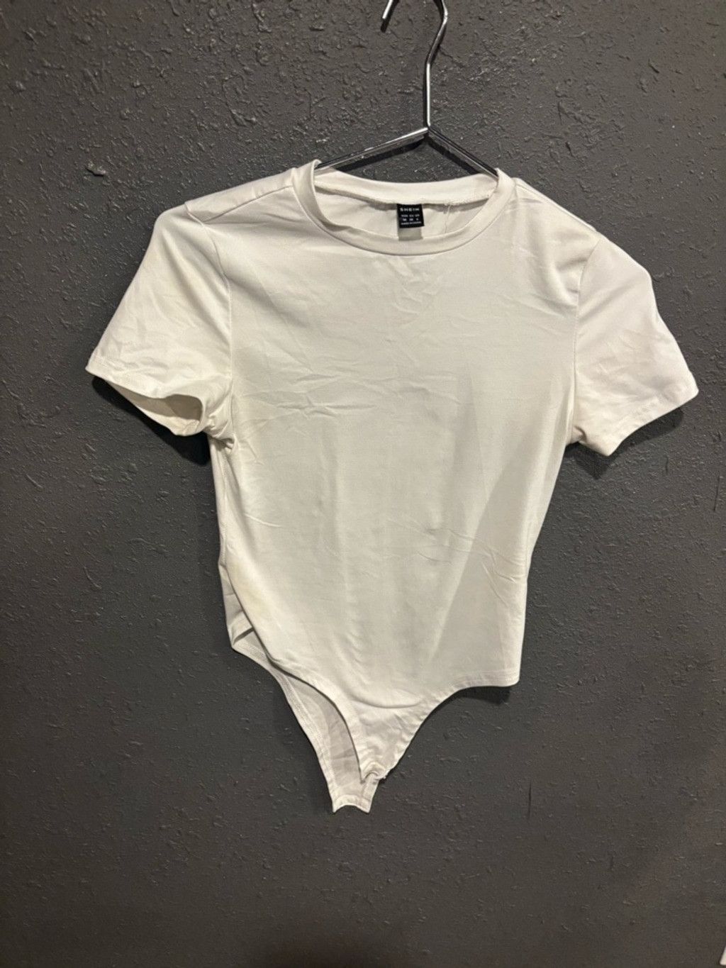 Shein White SHEIN Short Sleeve Bodysuit Size M / US 6-8 / IT 42-44 - 1 Thumbnail