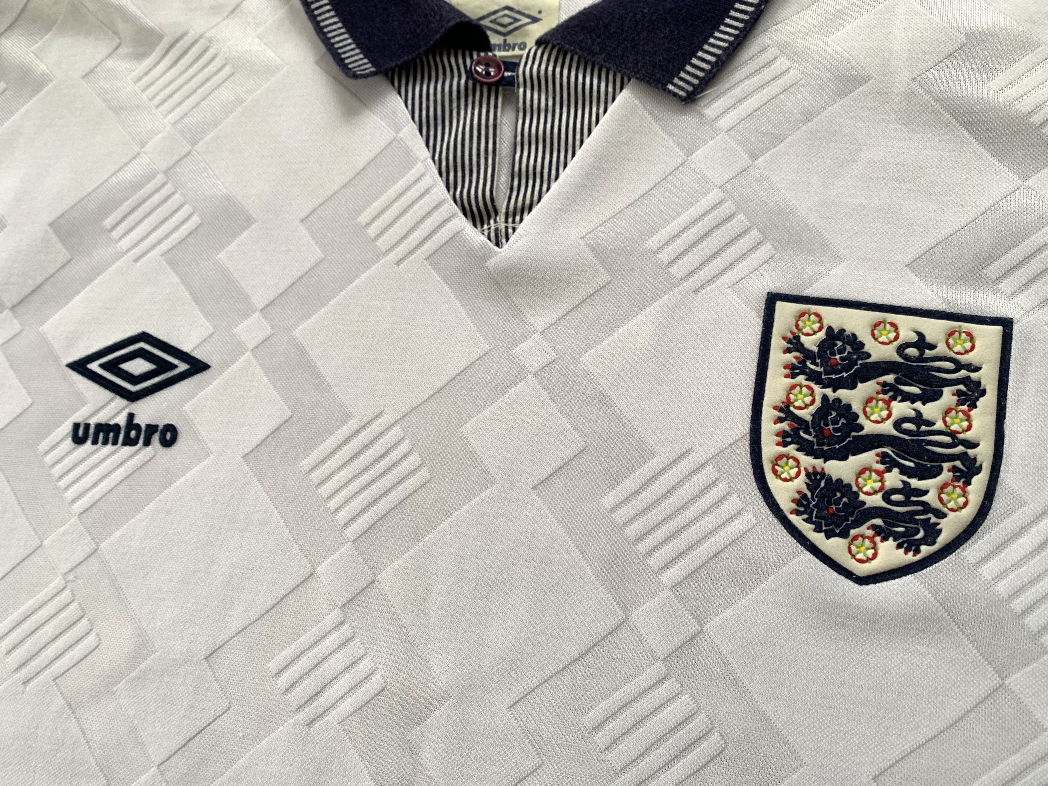 Umbro Retro Vintage Umbro England Training Polo Jersey 1990 Size US L / EU 52-54 / 3 - 6 Thumbnail