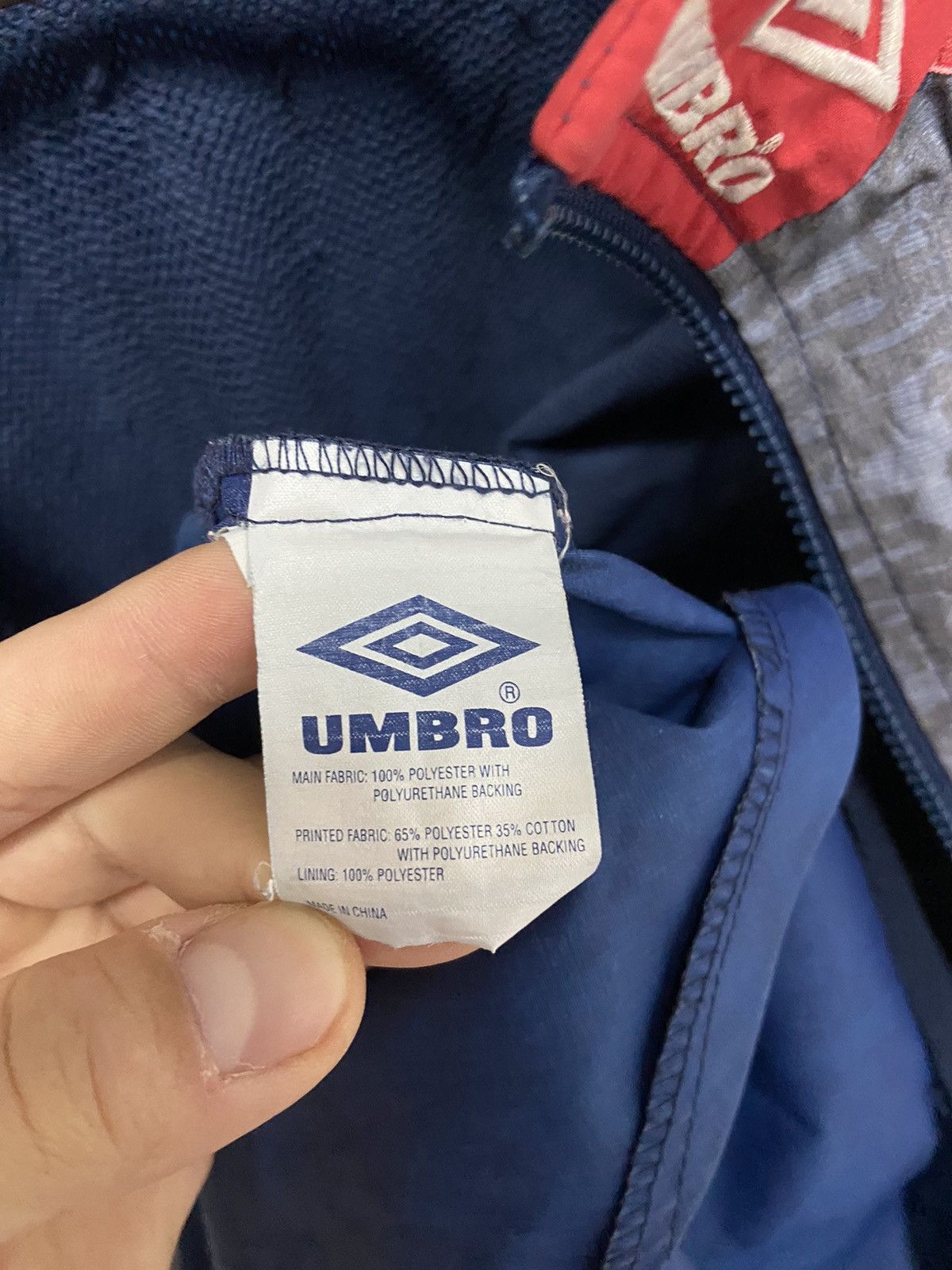 Umbro × Vintage Umbro Vintage Jacket Windbreaker Small Logo Y2K jersey Size US L / EU 52-54 / 3 - 7 Thumbnail