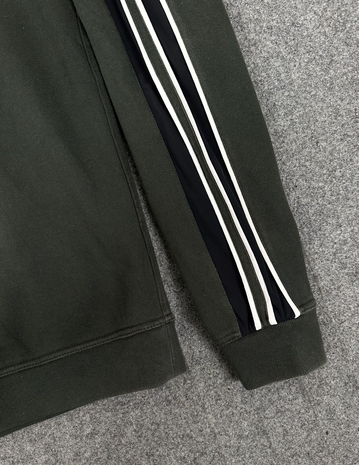 Hermes Hermes - Sport Series F/W21 - Run “H” Sweater - Army Green Size US M / EU 48-50 / 2 - 7 Thumbnail