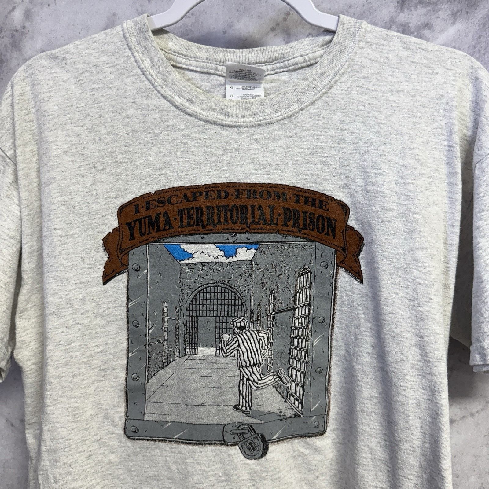 Vintage Vintage Prison Escape T Shirt Adult Large Gray Short Sleeve Size US L / EU 52-54 / 3 - 1 Thumbnail