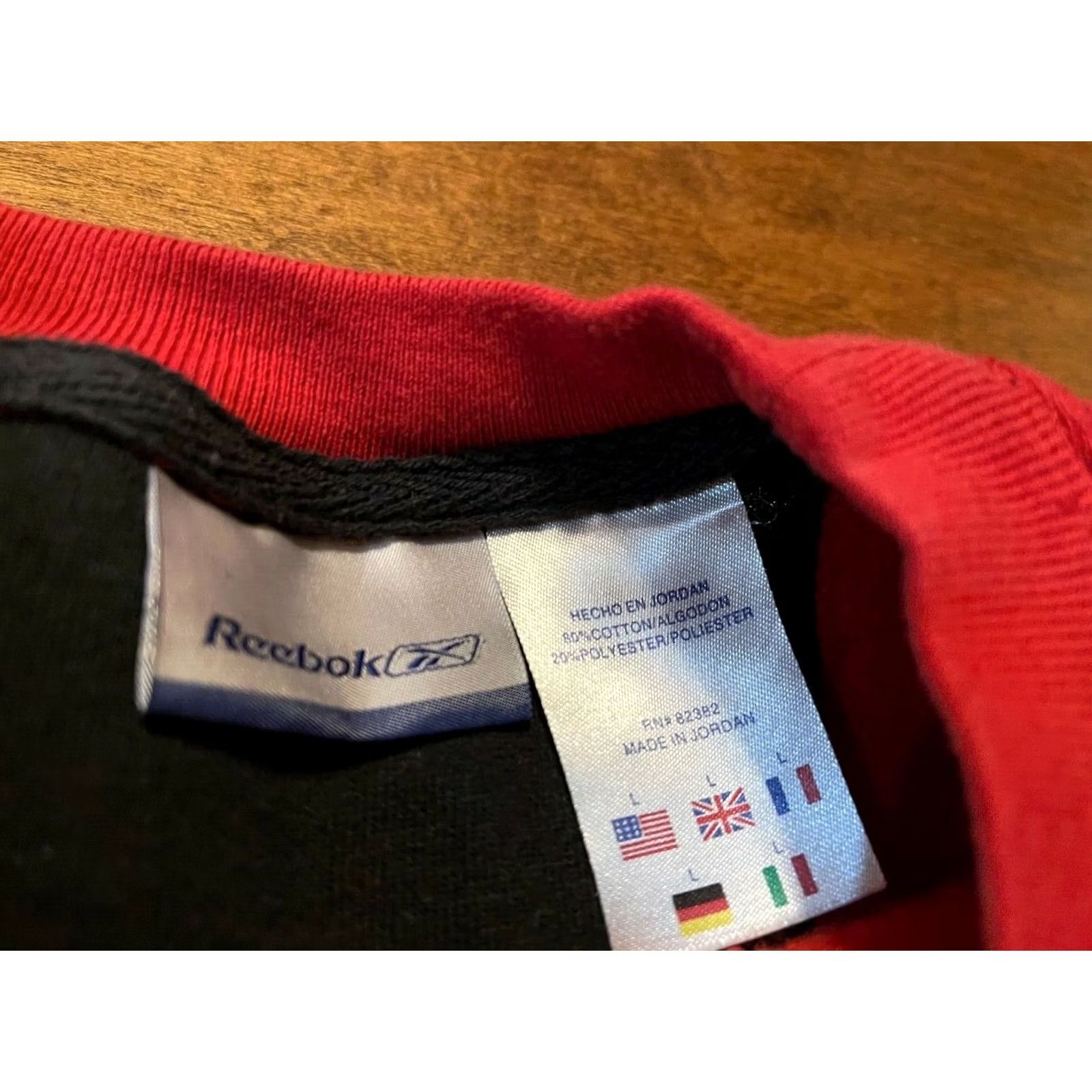 Reebok VINTAGE Reebok Red Chest Logo Pullover Crewneck Sweatshirt Men Small S Size US S / EU 44-46 / 1 - 4 Thumbnail
