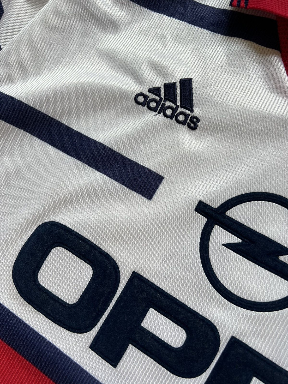 Adidas ADIDAS BAYERN MUNCHEN 98 FOOTBALL SOCCER Jersey MATTHAUS 10 Size US XL / EU 56 / 4 - 8 Thumbnail