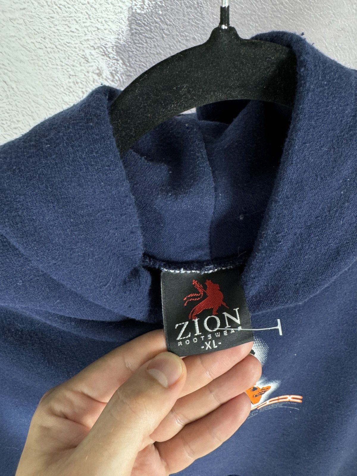 Band Tees Jimi Hendrix Zion rootswear vintage 2002 big logo hoodie Size US XL / EU 56 / 4 - 6 Thumbnail