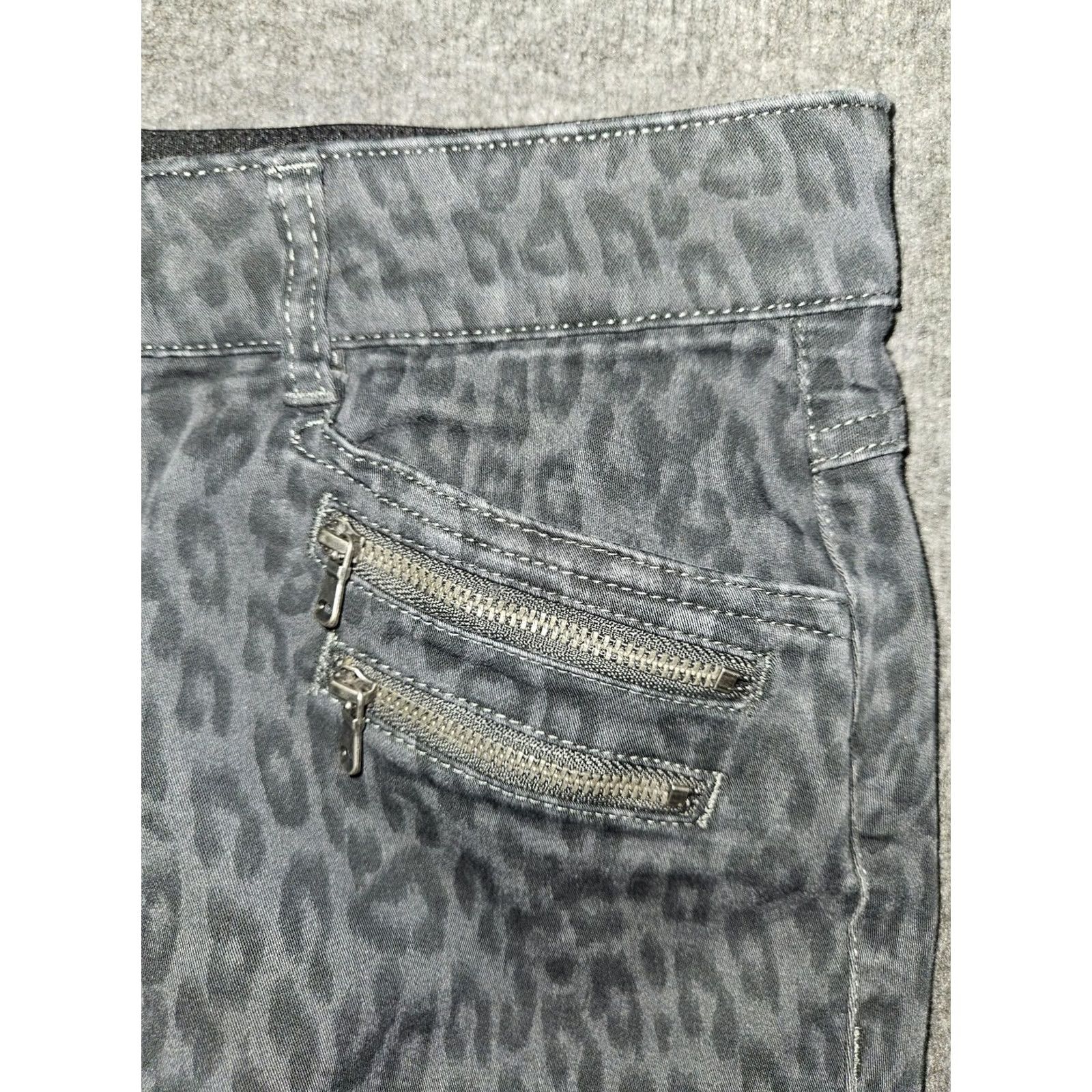 Vintage Democracy Skinny Jeans Womens 8 Gray Animal Print Stretch Zipper Size 30" / US 8 / IT 44 - 7 Thumbnail