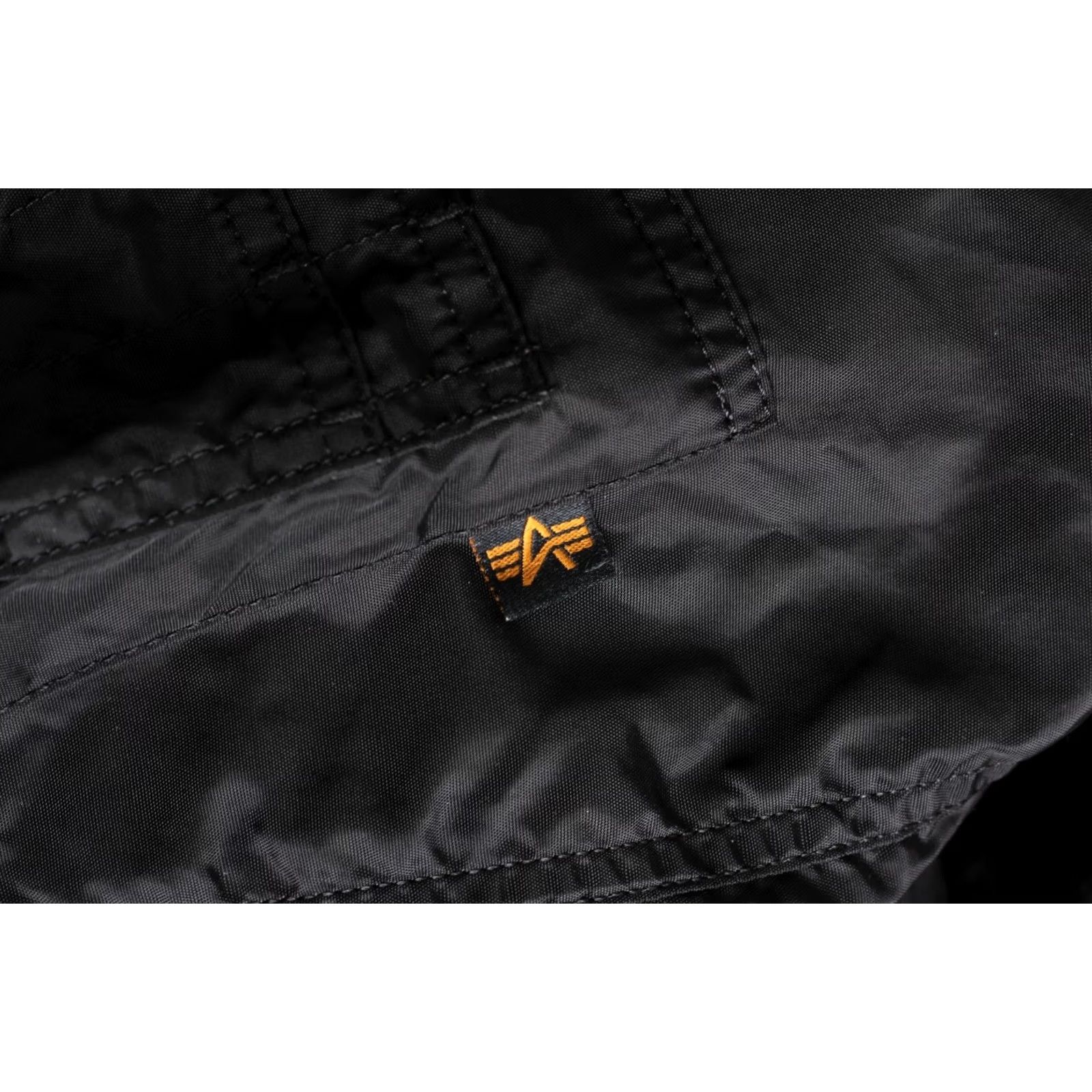 Alpha Industries ALPHA INDUSTRIES Hooded Bomber Jacket Men Size L MJ6311 Size US L / EU 52-54 / 3 - 5 Thumbnail