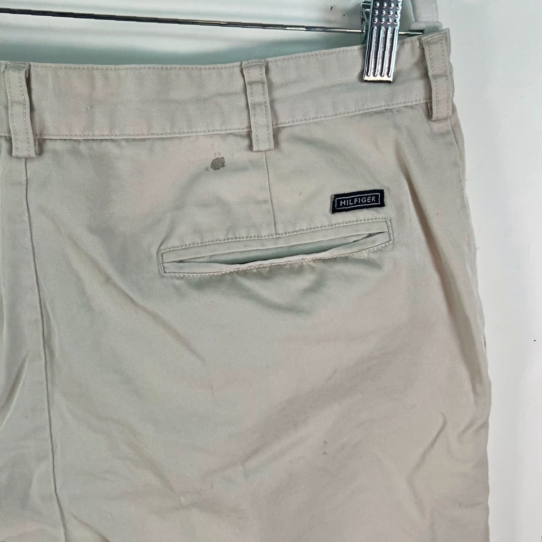 Tommy Hilfiger Tommy Hilfiger Golf Pleated Casual Mens Shorts Beige Size 36 Size US 36 / EU 52 - 3 Thumbnail
