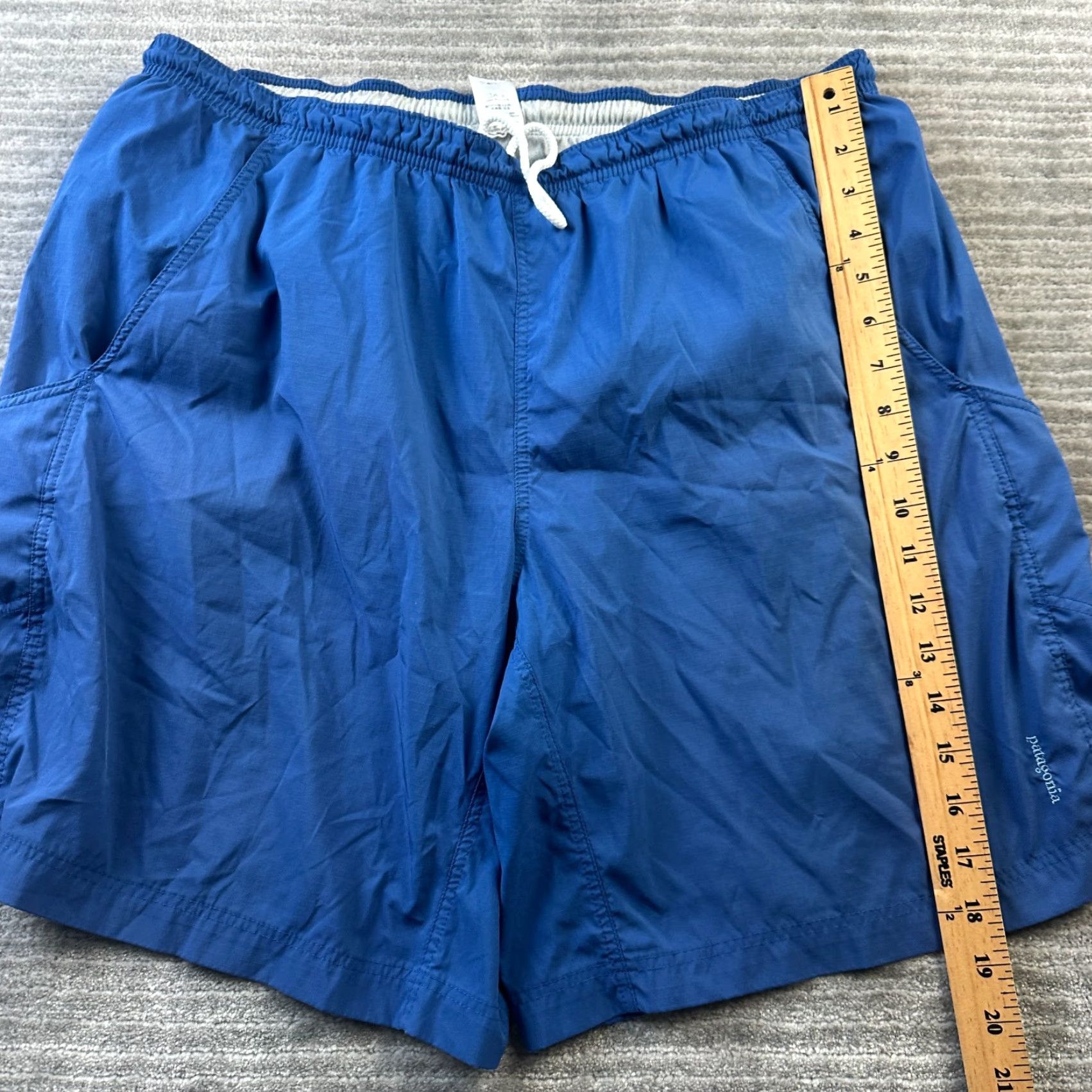 Patagonia Patagonia Shorts Mens Large Lined Blue Outdoor Athletic 9" Inseam 9" Polyester Pockets Logo Casual Travel Shirt? Size US 33 - 7 Thumbnail