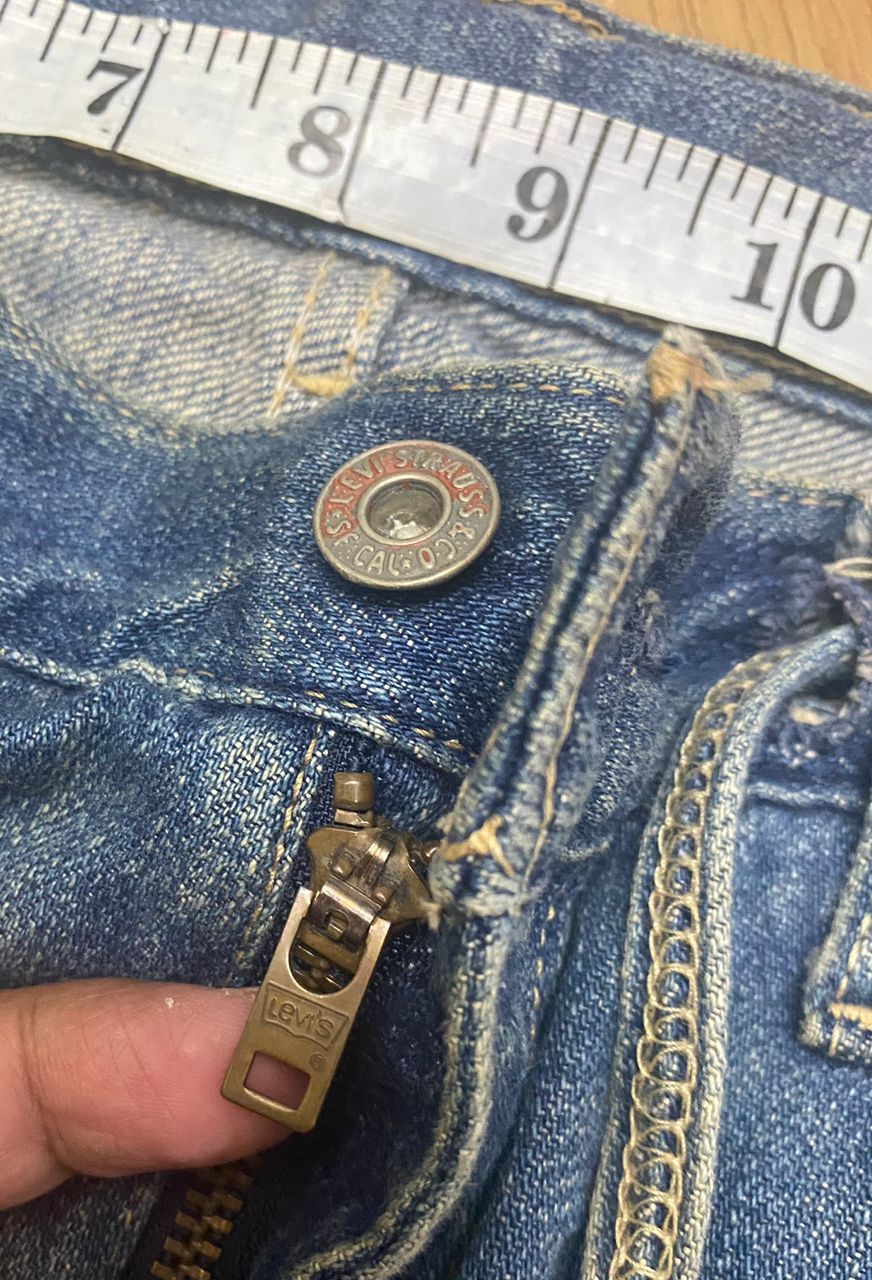 Levi's 💥DELETE 💥VINTAGE 90S LEVIS BAGGY DISTRESSED DENIM Size US 36 / EU 52 - 8 Thumbnail