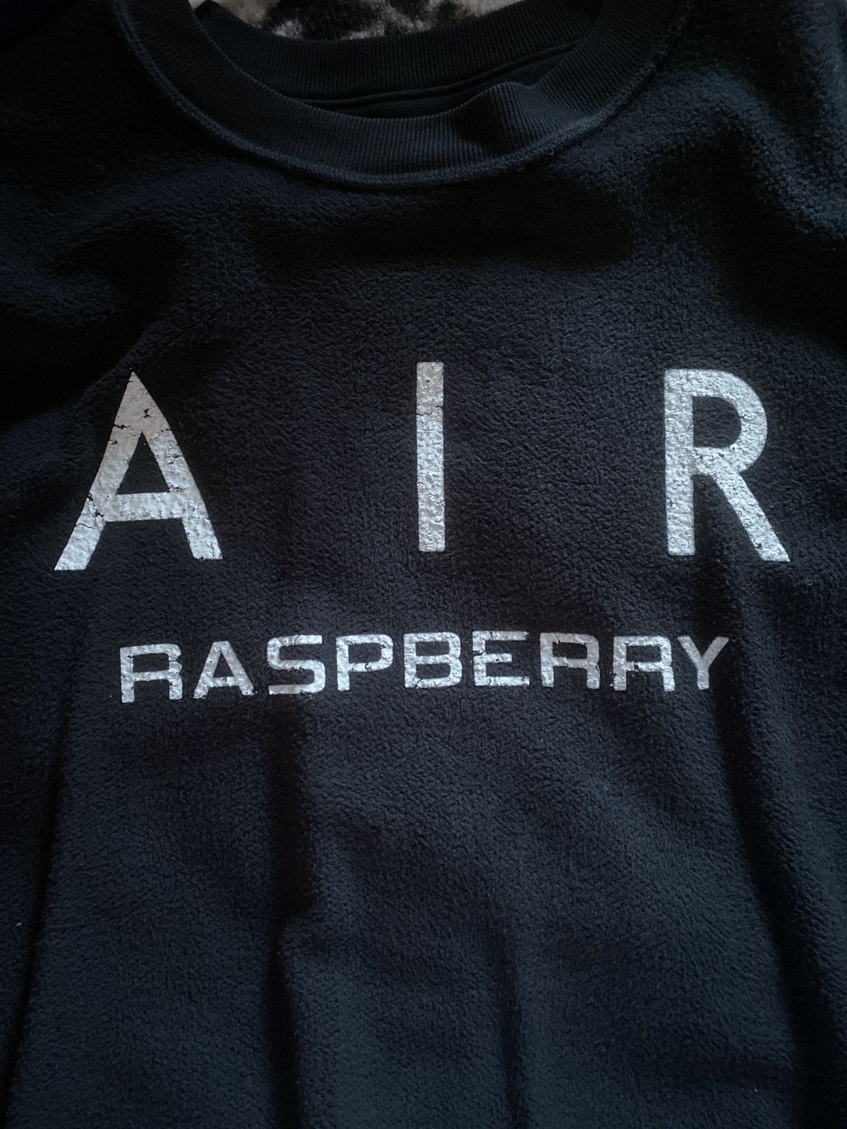 The GV Gallery Air raspberry inside out crewneck Size US L / EU 52-54 / 3 - 2 Thumbnail
