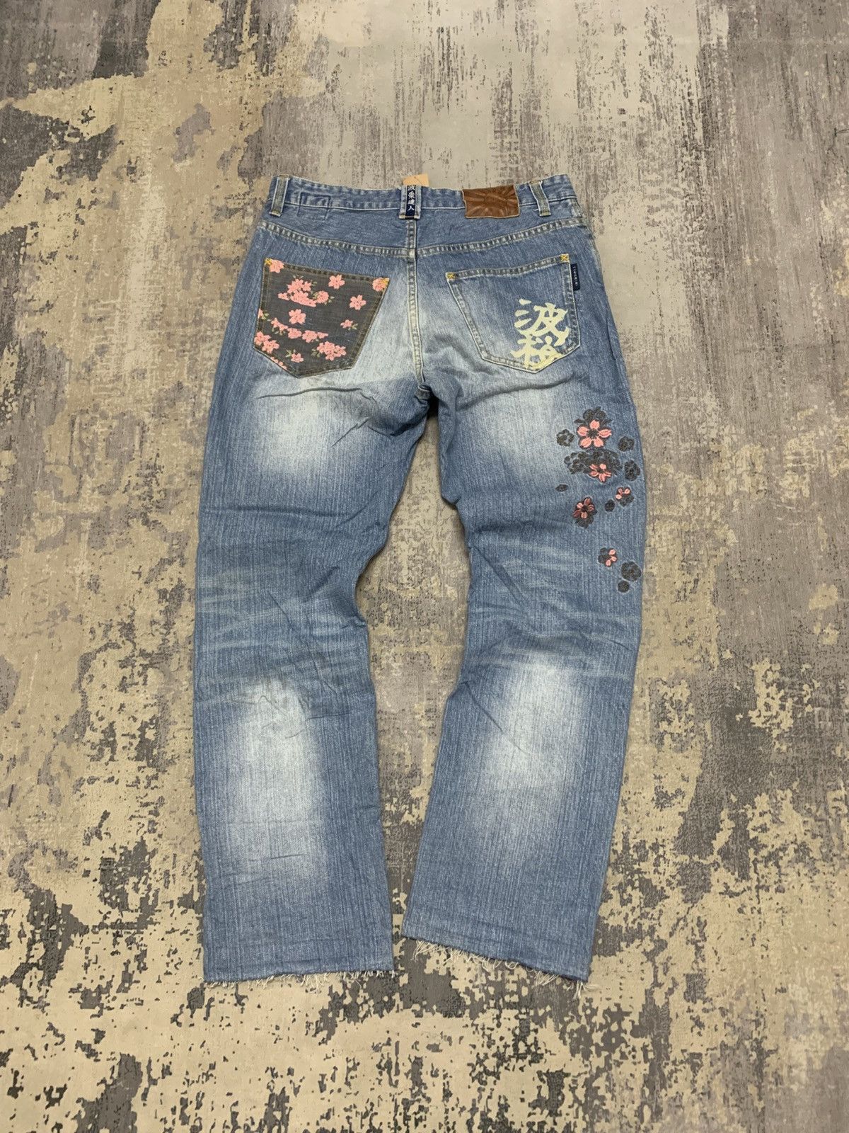Japanese Brand Rare Namitatsu Japanese Embroidered Sakura Sukajan Denim Size US 33 - 7 Thumbnail
