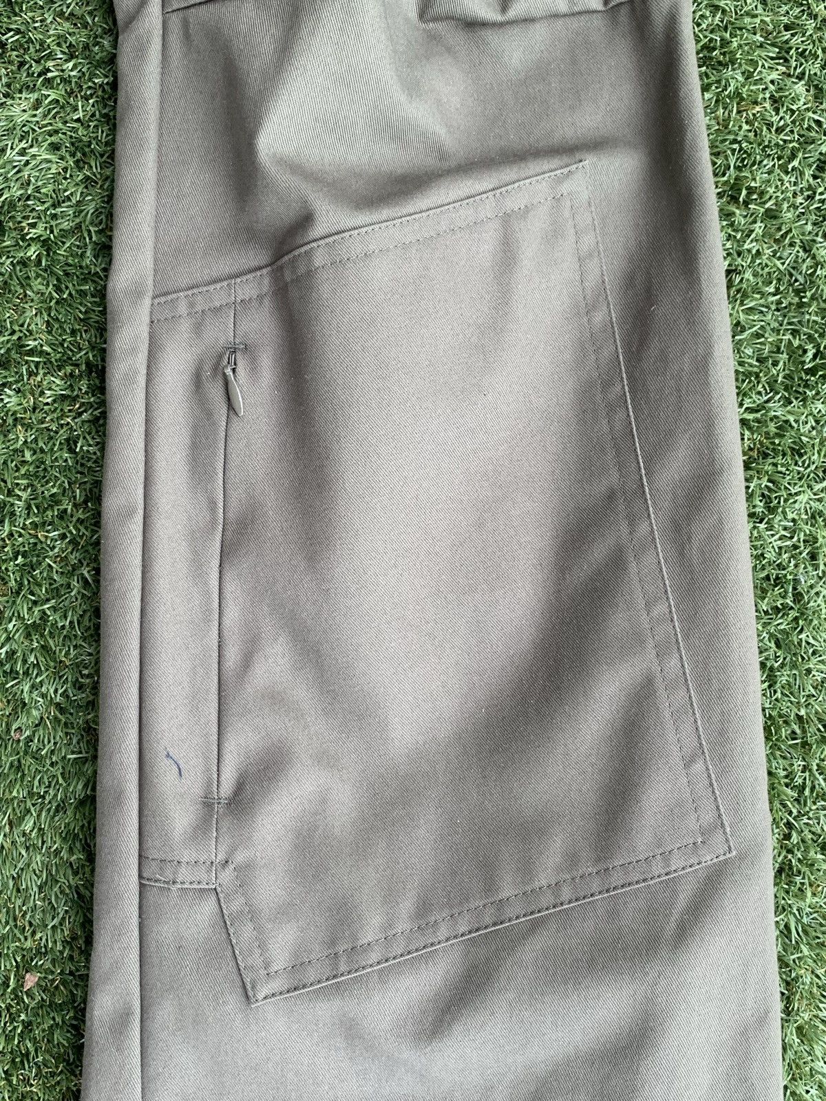 CMMAWEAR Cmmawear Hourglass Backzip Cargo Pants (Dark Sage Green) Size US 32 / EU 48 - 14 Thumbnail