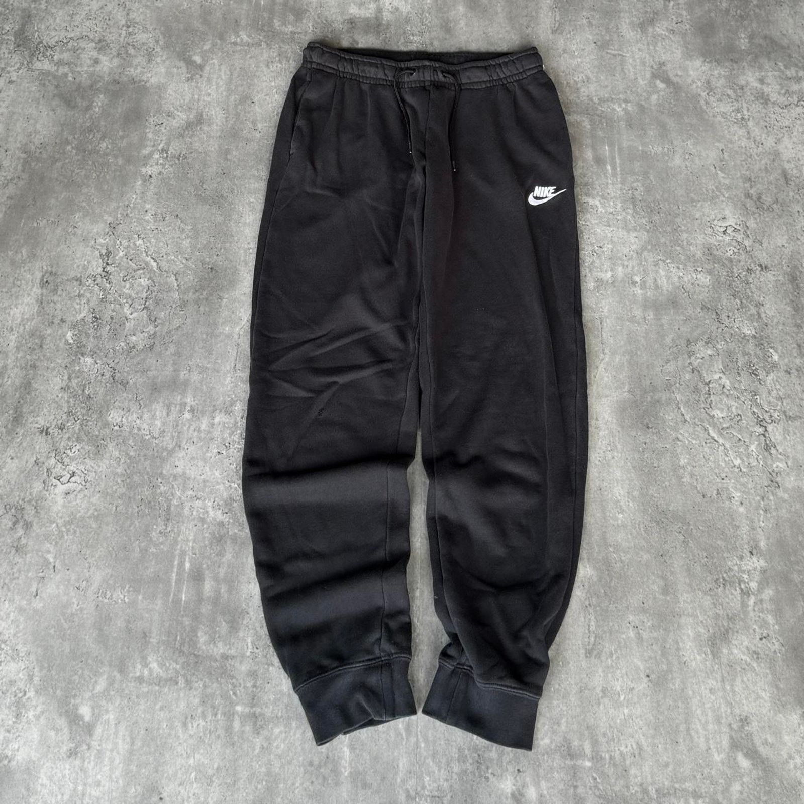 Nike × Nike ACG × Vintage Nike Black & White Embroidered Essential Jogger Sweatpants Size US 27 - 1 Thumbnail