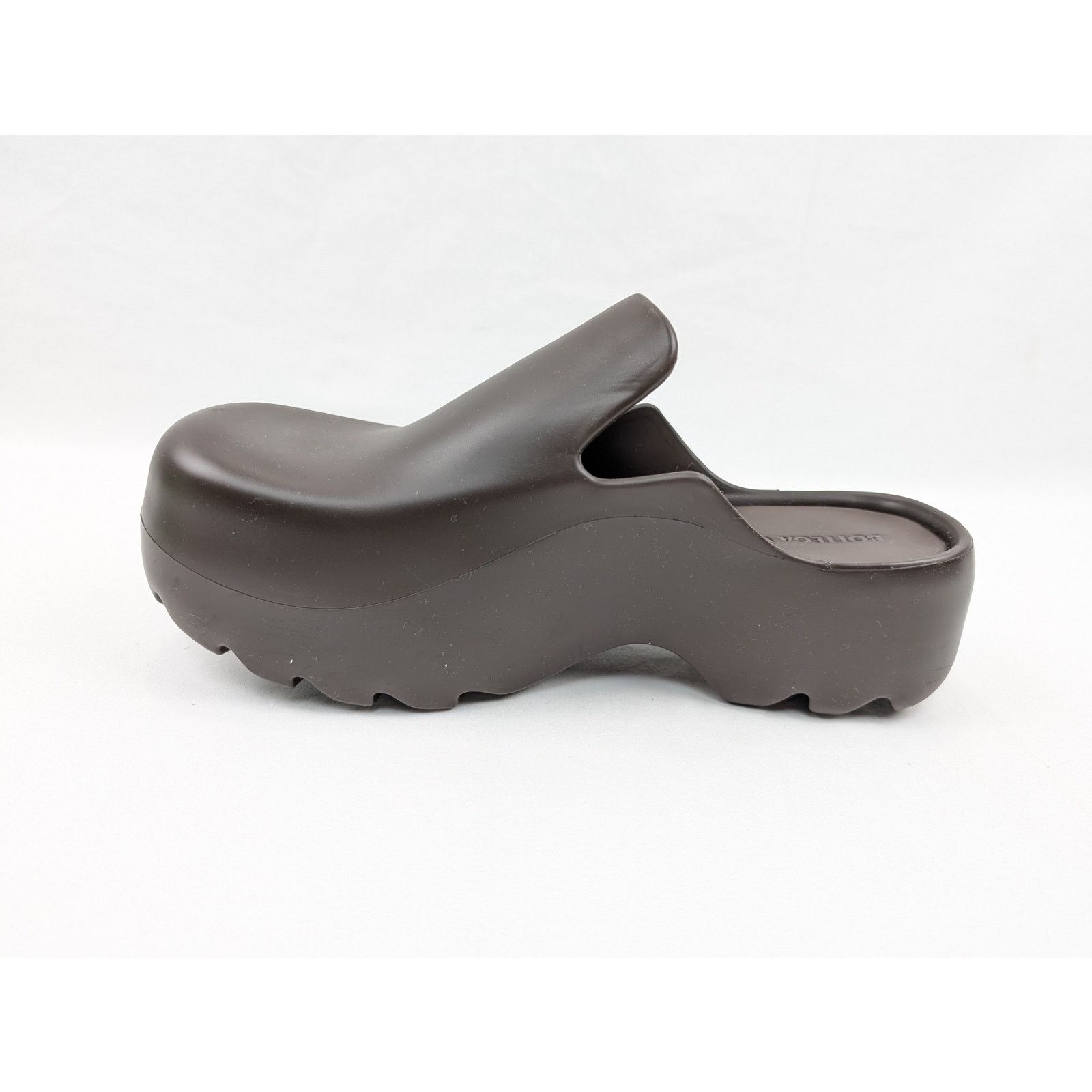 Bottega Veneta o1rshd1 Flash Slipper Rubber Gel Rubber Sandal in Fondant Size US 10 / EU 43 - 8 Thumbnail