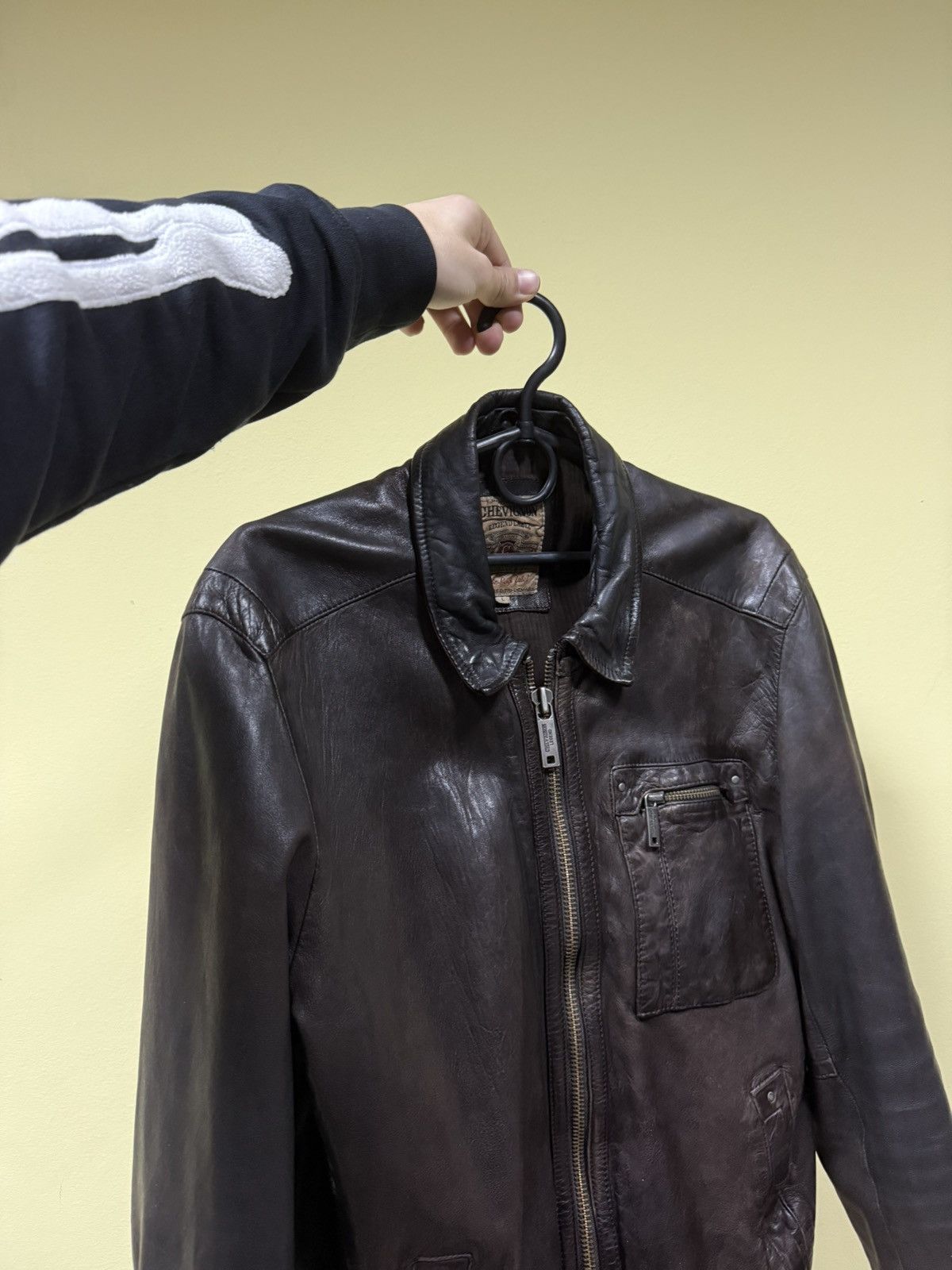 Chevignon Chevignon leather jacket zip vintage Size US L / EU 52-54 / 3 - 18 Thumbnail