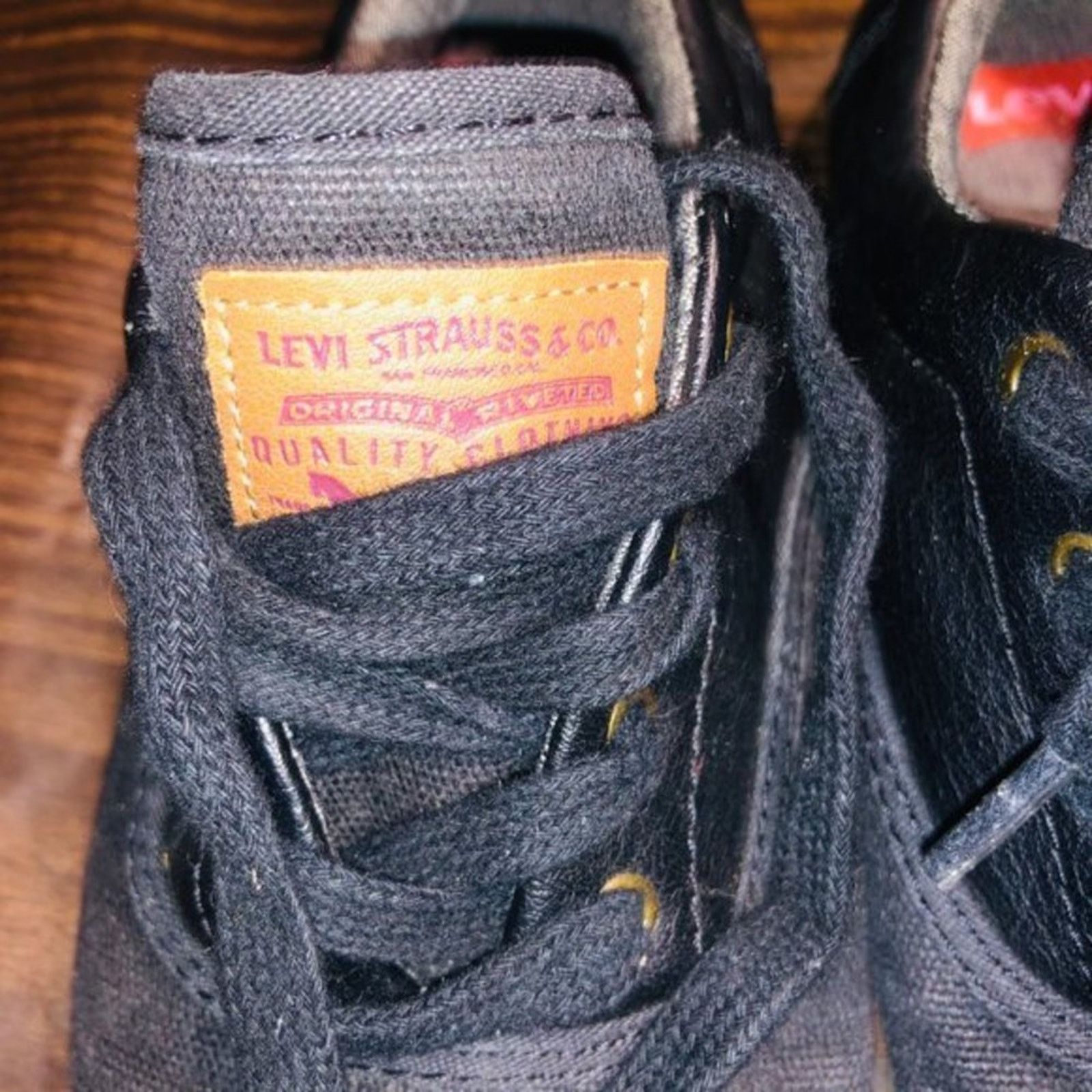 Levi's Levi's Black Canvas Low-Top Sneakers Men's Size 6.5 Size US 6.5 / EU 39-40 - 2 Thumbnail