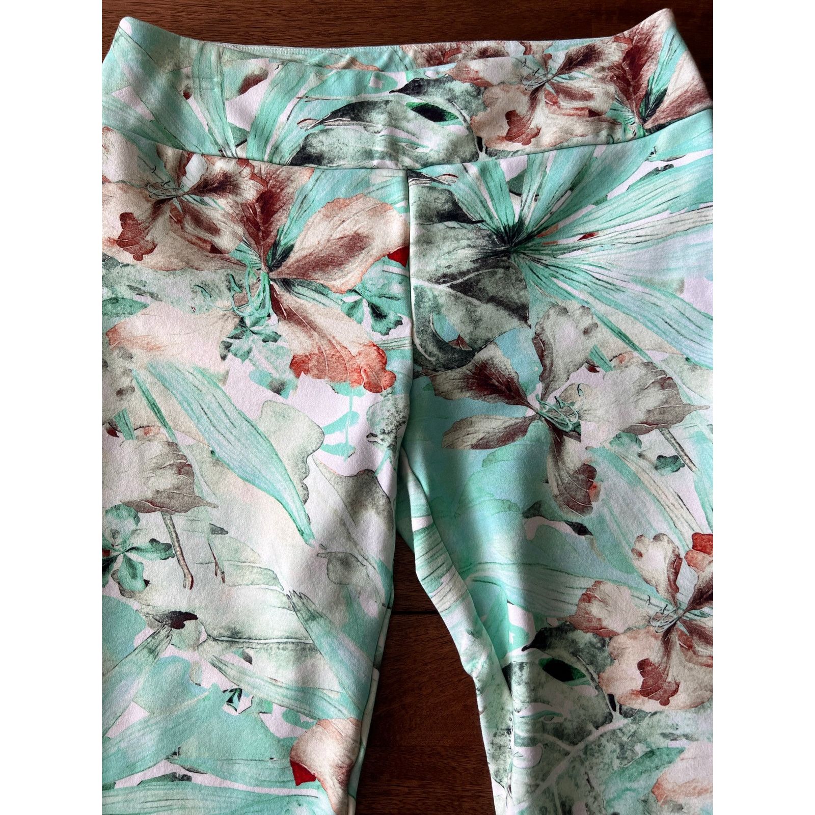 Soft Surroundings Soft Surroundings Floral Print Leggings Petite Small Size 28" / US 6 / IT 42 - 2 Thumbnail