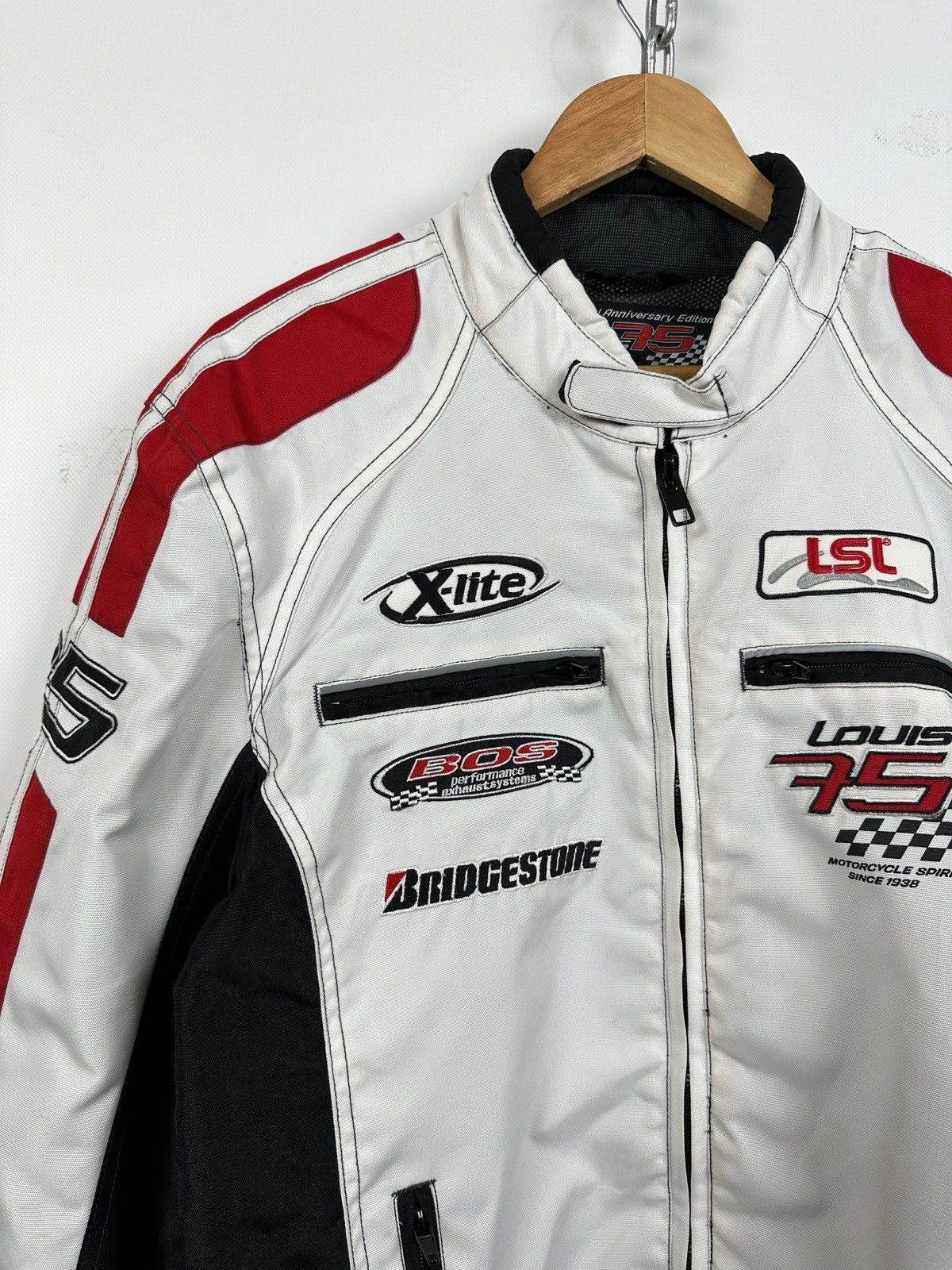 Vintage Vintage Bridgestone Louis 75 Motorcycle Racing Jacket Size US L / EU 52-54 / 3 - 11 Thumbnail