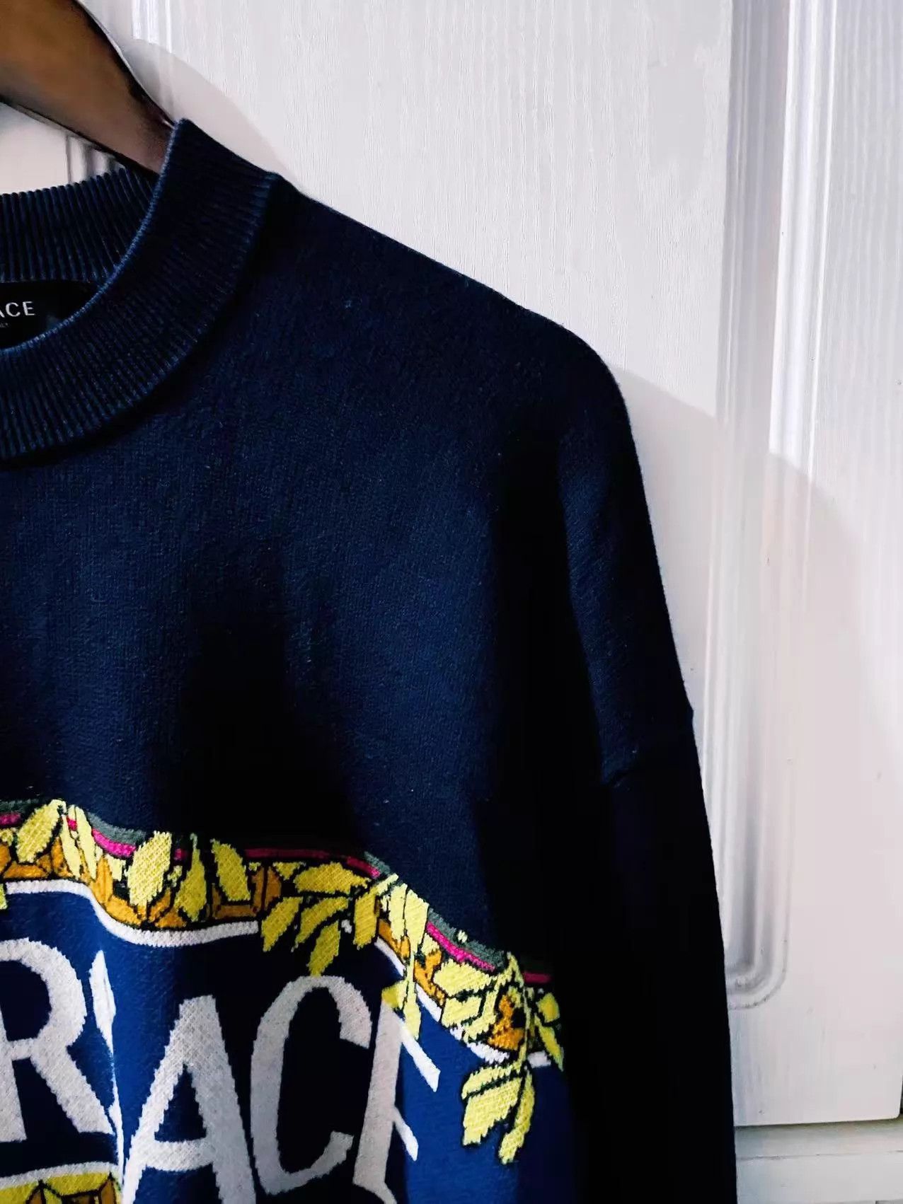 Versace Versace Runway Logo-Print Cotton-Wool Knit Sweater 99 New Size US M / EU 48-50 / 2 - 4 Thumbnail