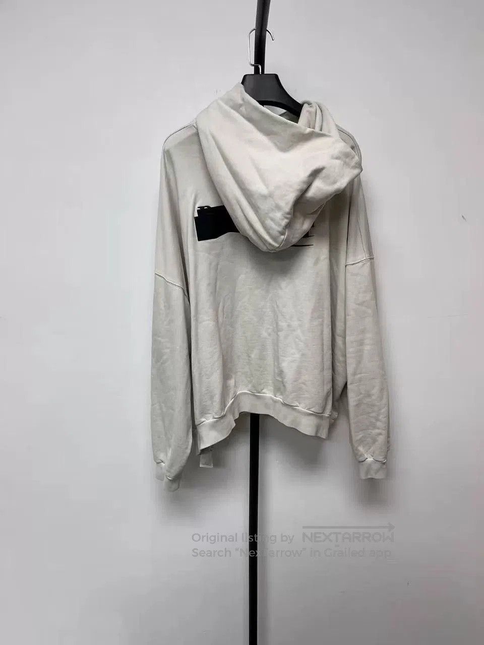 Balenciaga balenciaga beige hooded sweatshirt for men. Size US M / EU 48-50 / 2 - 2 Thumbnail