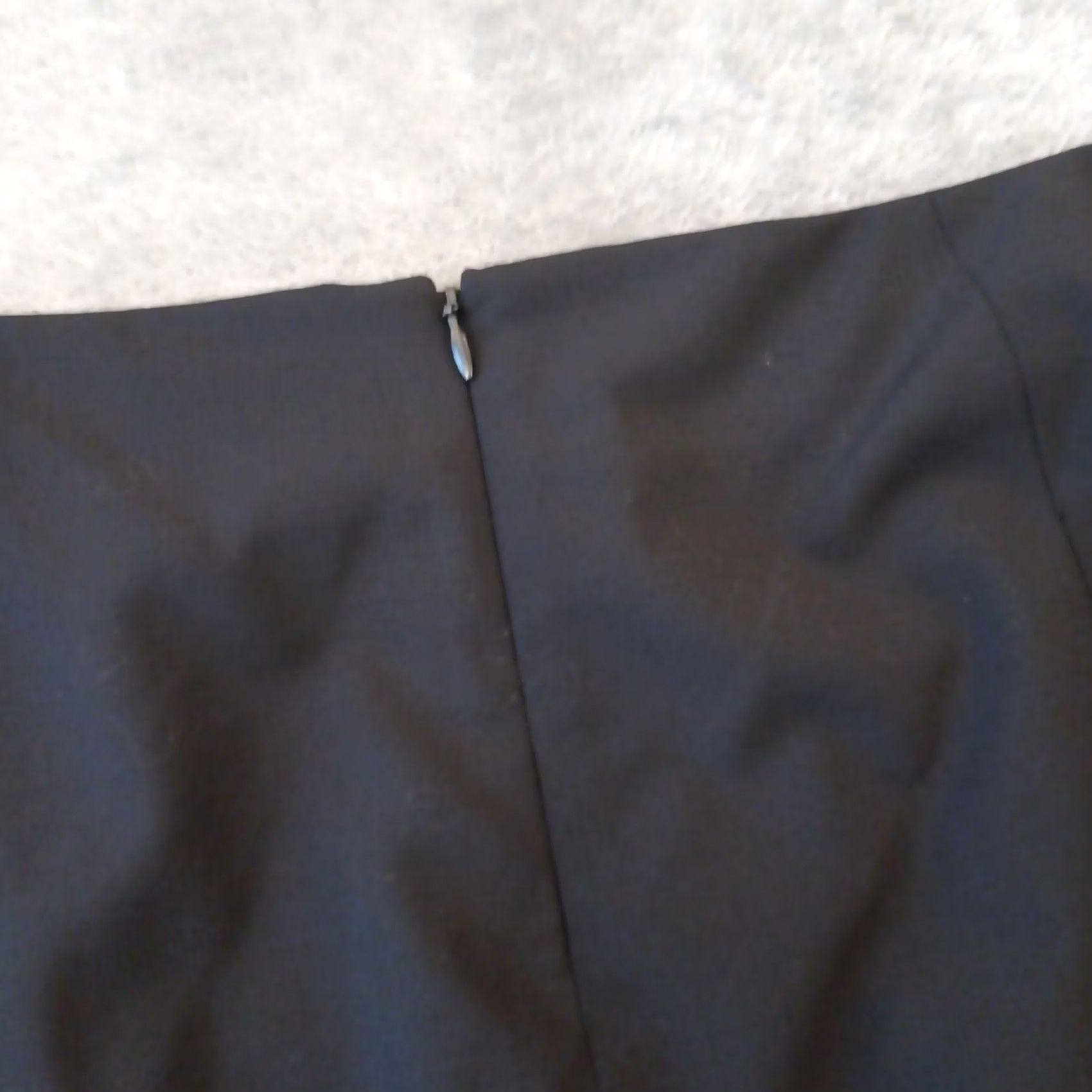 Theory Theory Skirt Women Size 12 Black Midi Pencil Double Slit Lined Wool Blend Size 34" / US 12 / IT 48 - 5 Thumbnail