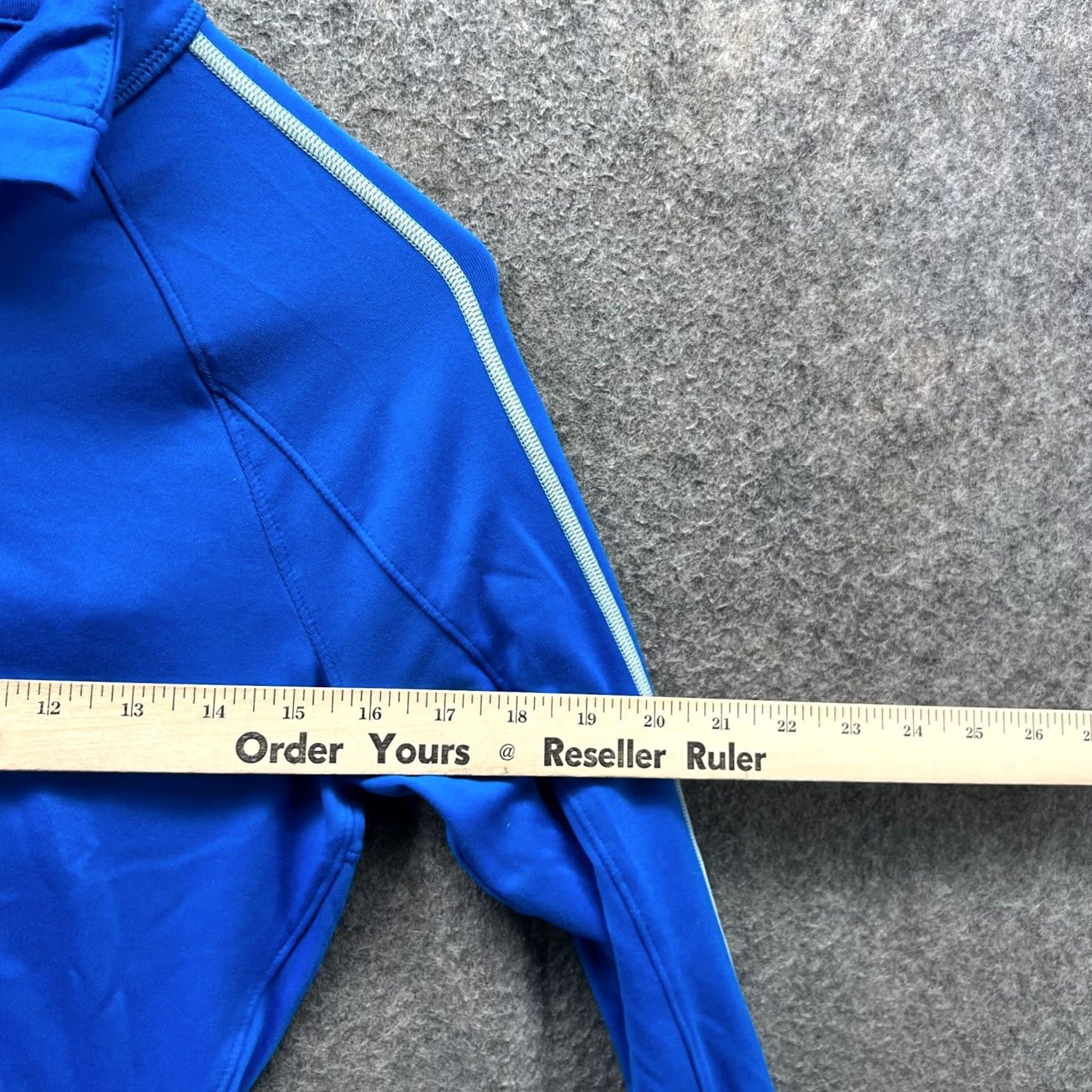 Athleta Athleta Sweatshirt Womens XS Royal Blue Running Zip Performance Reflective Top Size XS / US 0-2 / IT 36-38 - 6 Thumbnail