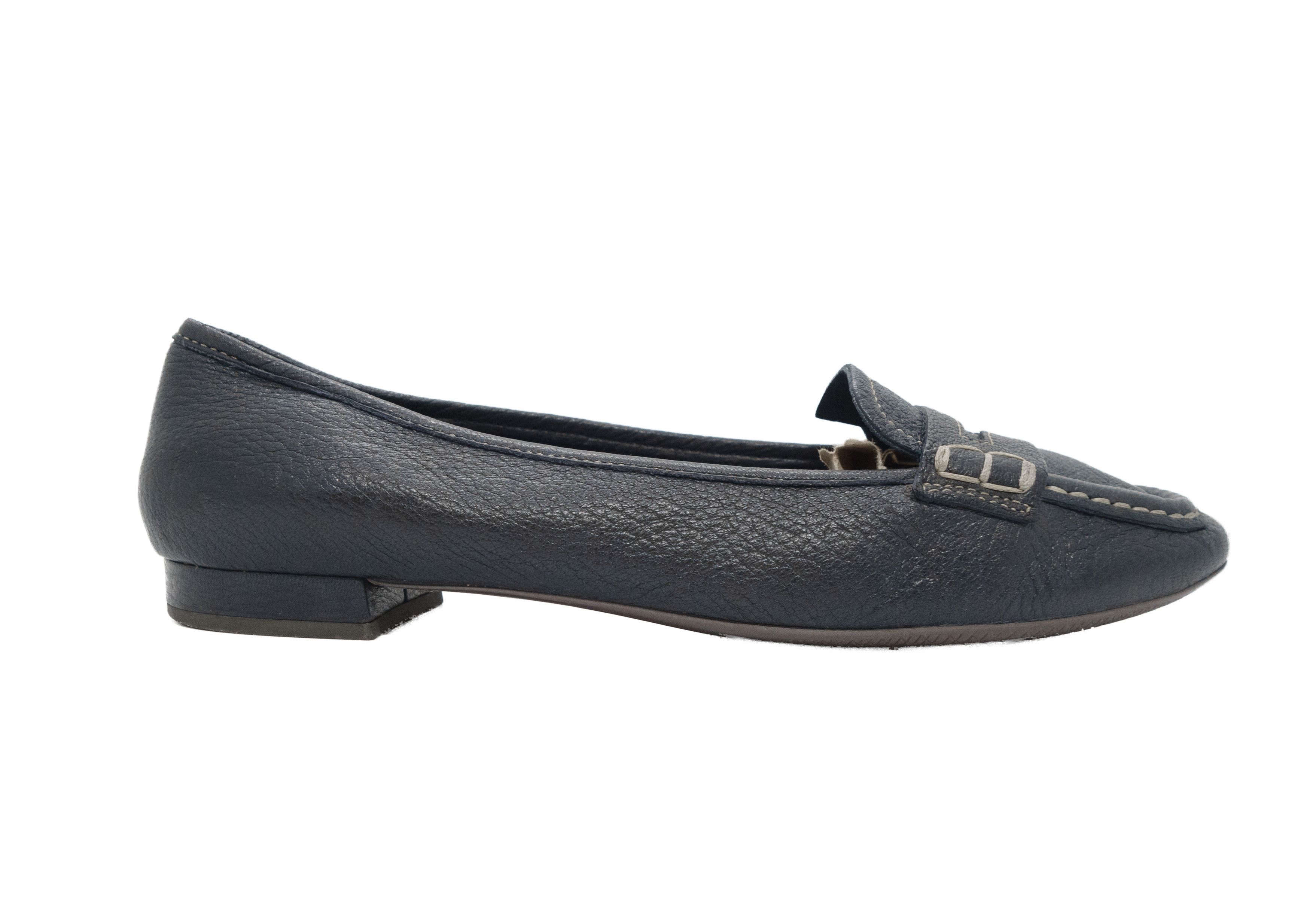 Prada Pebbled Leather Loafer Flats Vintage 00s Size US 8.5 / IT 38.5 - 2 Thumbnail