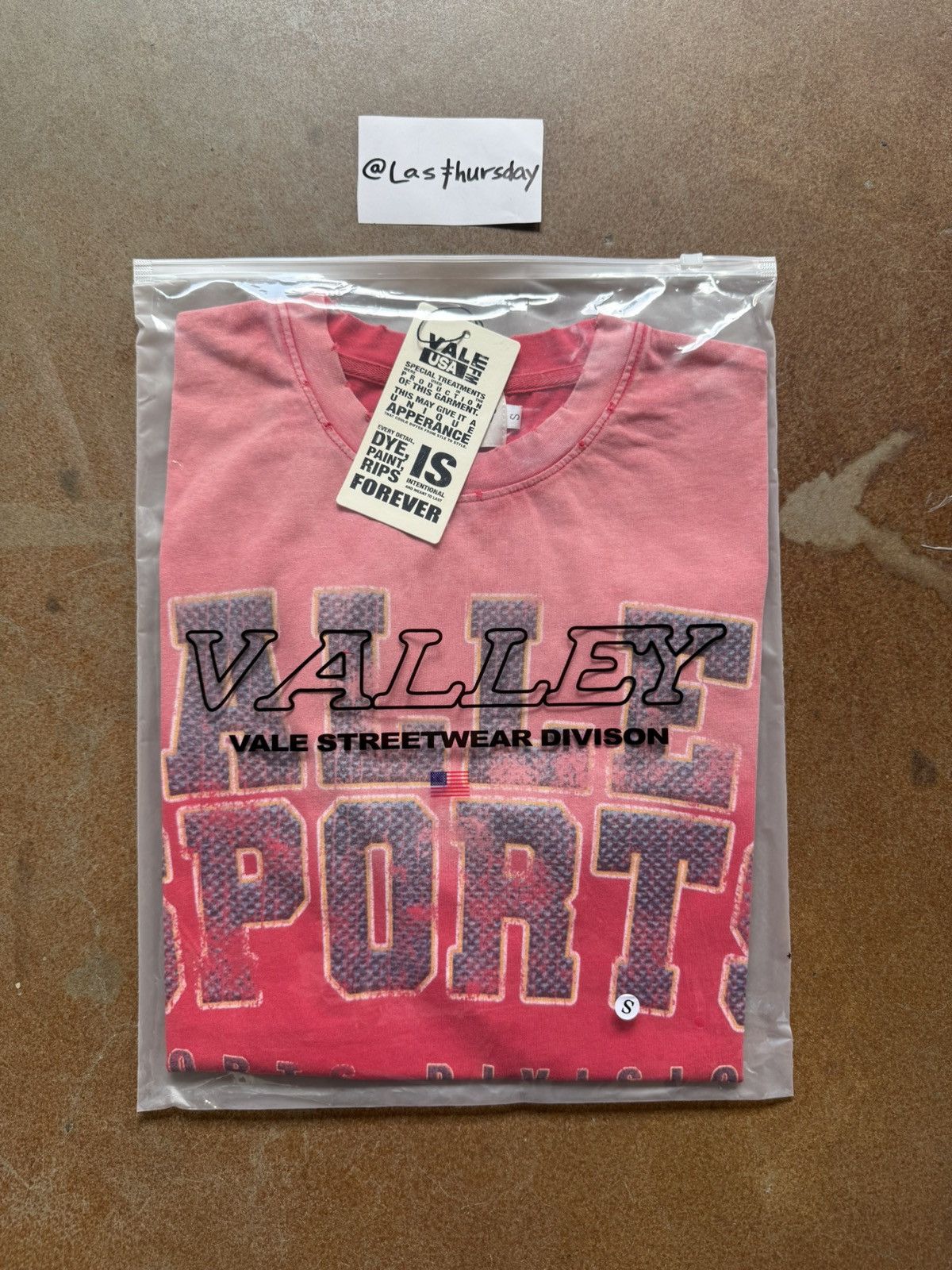 Vale Vale Valley Sports Division Tee Red Small Size US S / EU 44-46 / 1 - 2 Thumbnail