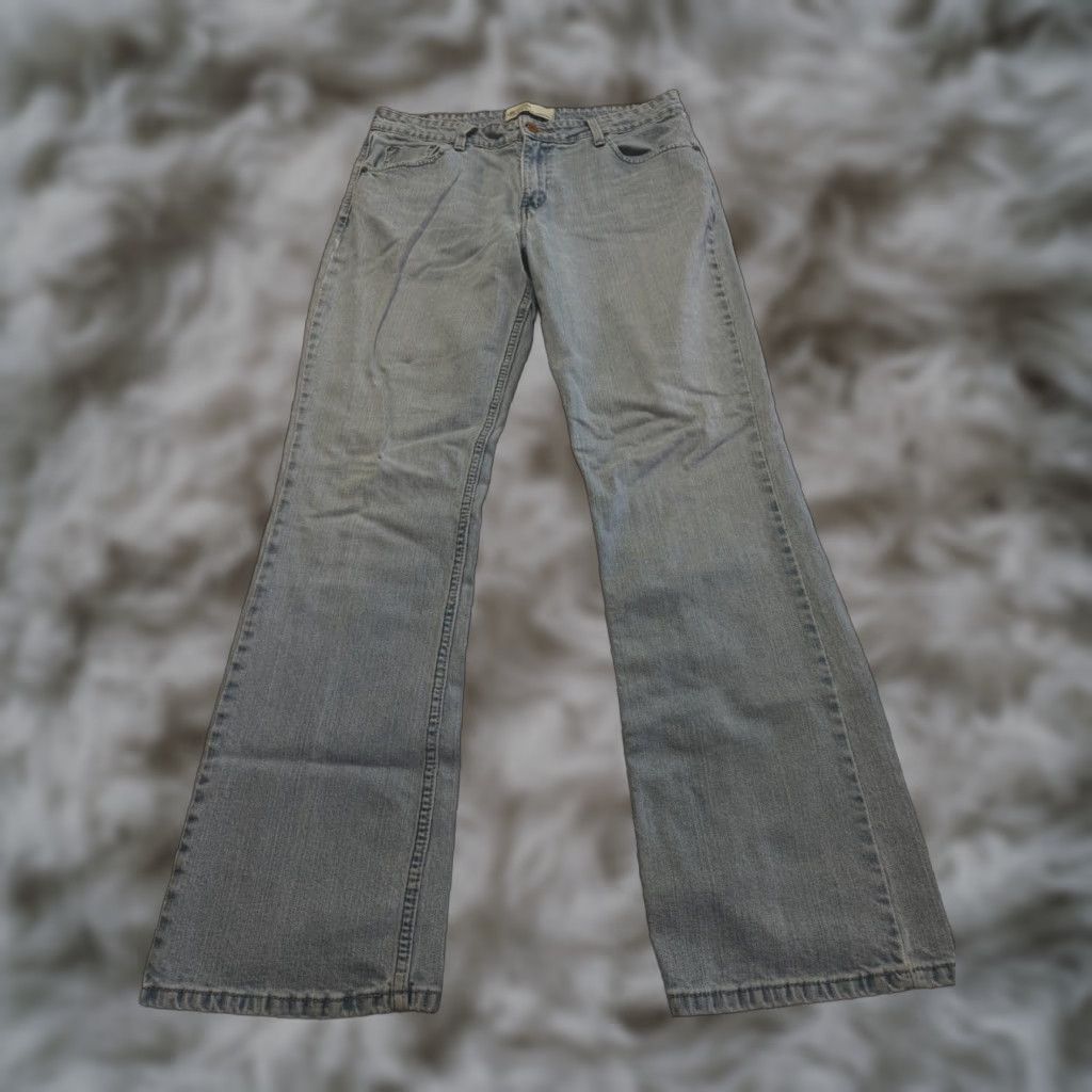 Levi's Levi's Jeans Bootcut Mid Women's Size 12 Blue Denim Light Wash 5-Pocket Stretch Slim Rise Mid (8.5-10.5 in) Jeans Mens? No Wait. End. Size 34" / US 12 / IT 48 - 1 Thumbnail