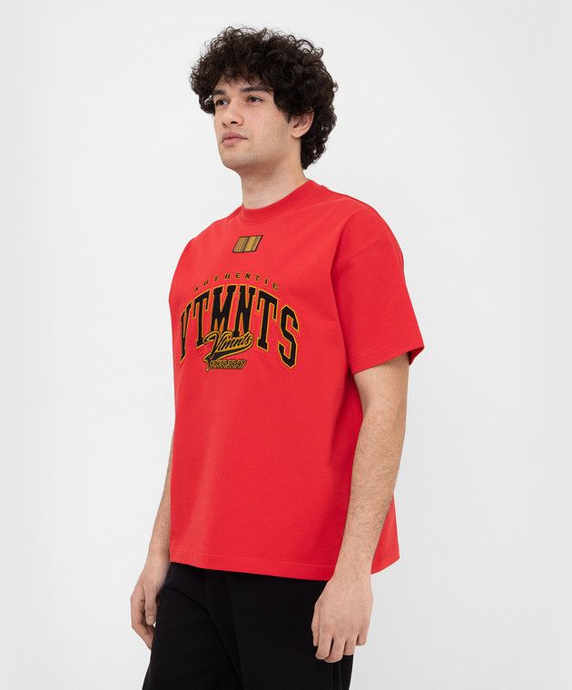 Vetements o1y0924 T-Shirt in Red/Black Size US S / EU 44-46 / 1 - 3 Thumbnail