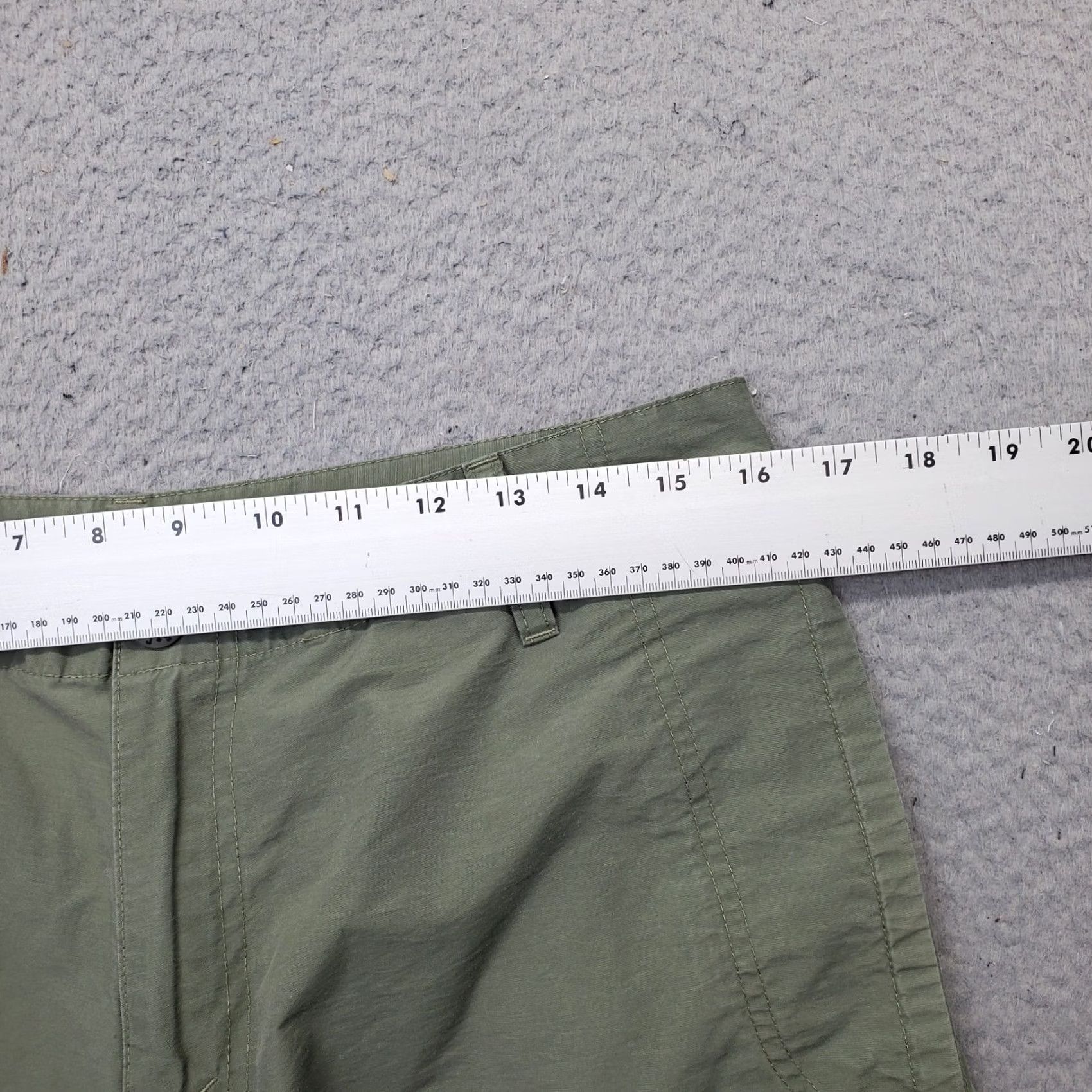 Levi's Levi's Cargo Shorts Mens 31 Green Flat Front Utility Pocket Hiking Outdoor Apparel Shirt? Size US 31 - 5 Thumbnail