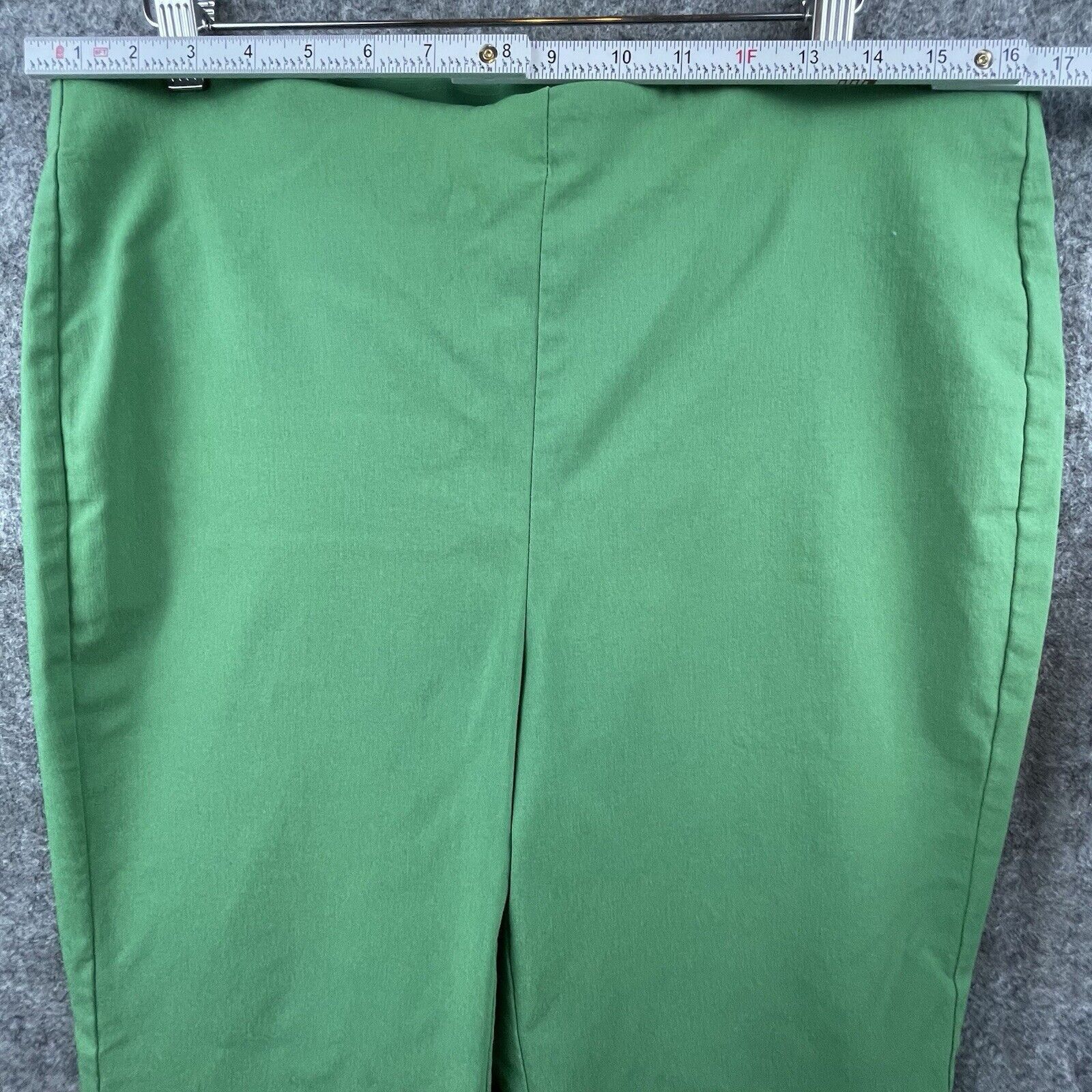 Chicos Chico's Pants Womens 2.5/ 14 Green Straight Cropped Wide Leg Size 36" / US 14 / IT 50 - 4 Thumbnail