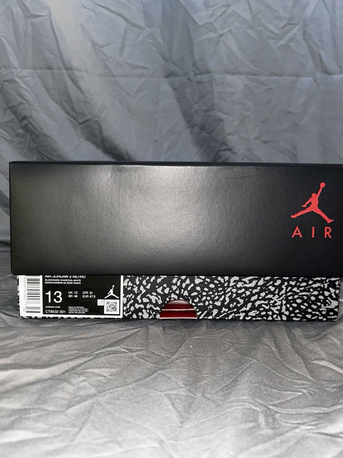 Nike AIR JORDAN 3 RETRO BLACK CAT SIZE 13 Size US 13 / EU 46 - 8 Thumbnail