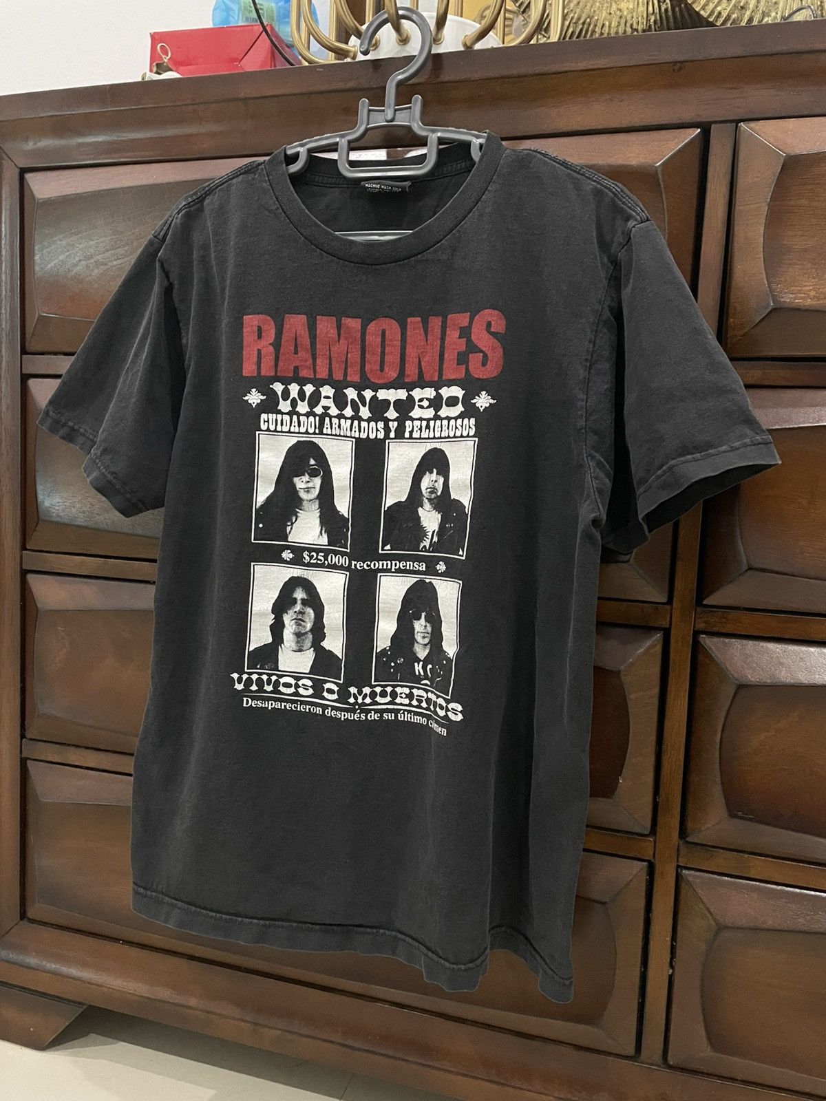 Band Tees Vintage The Ramones Line Up Mirror Print Size US L / EU 52-54 / 3 - 3 Thumbnail