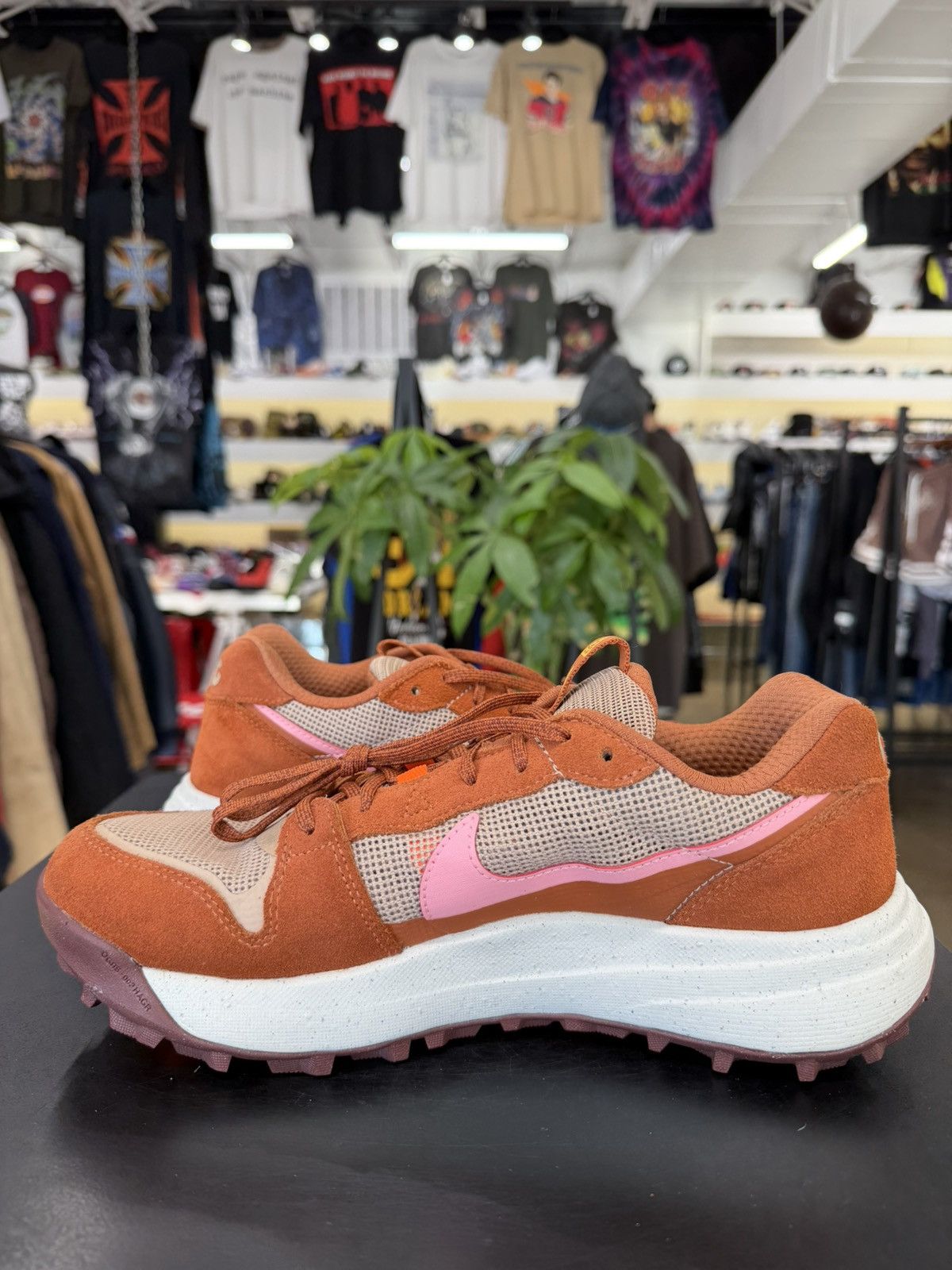 Nike Nike ACG Lowcate Bacon Size 9 Size US 9 / EU 42 - 4 Thumbnail