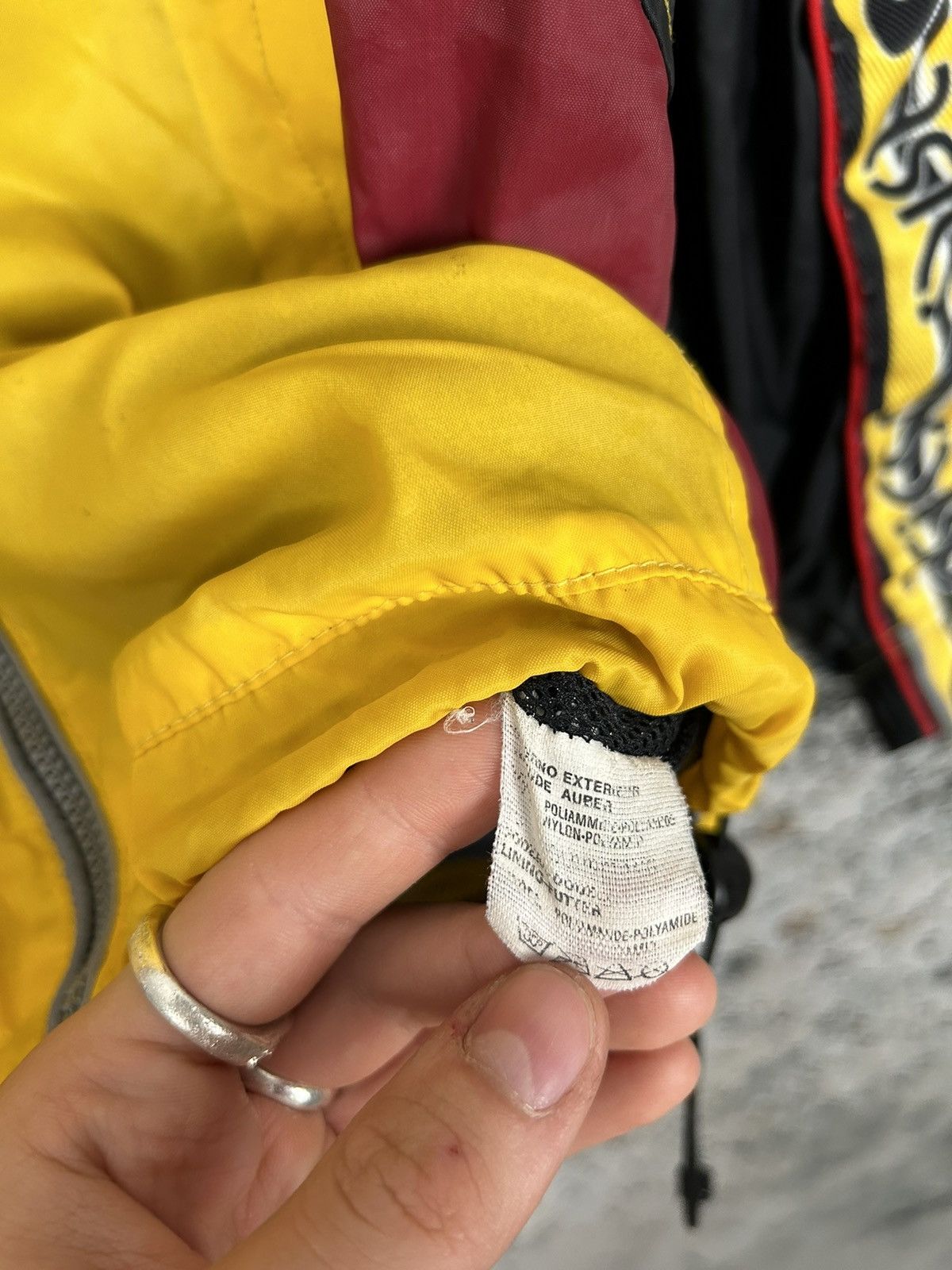 Asics Vintage Asics Sportswear Nylon Jacket 90s Track Hype Size US S / EU 44-46 / 1 - 8 Thumbnail