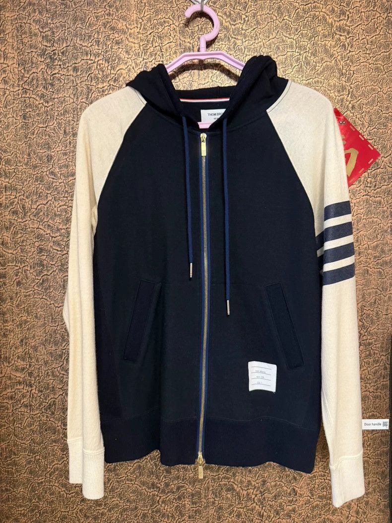 Thom Browne Thom browne Beige and blue double-matched cashmere jacket 2 Size US L / EU 52-54 / 3 - 1 Thumbnail