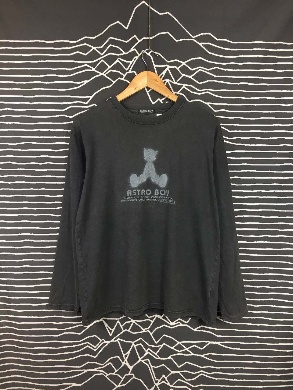 image of Anima x Astro VTG Astro Boy Mighty Atom Tezuka Productions Anime Tee in Black, Men's (Size Medium)