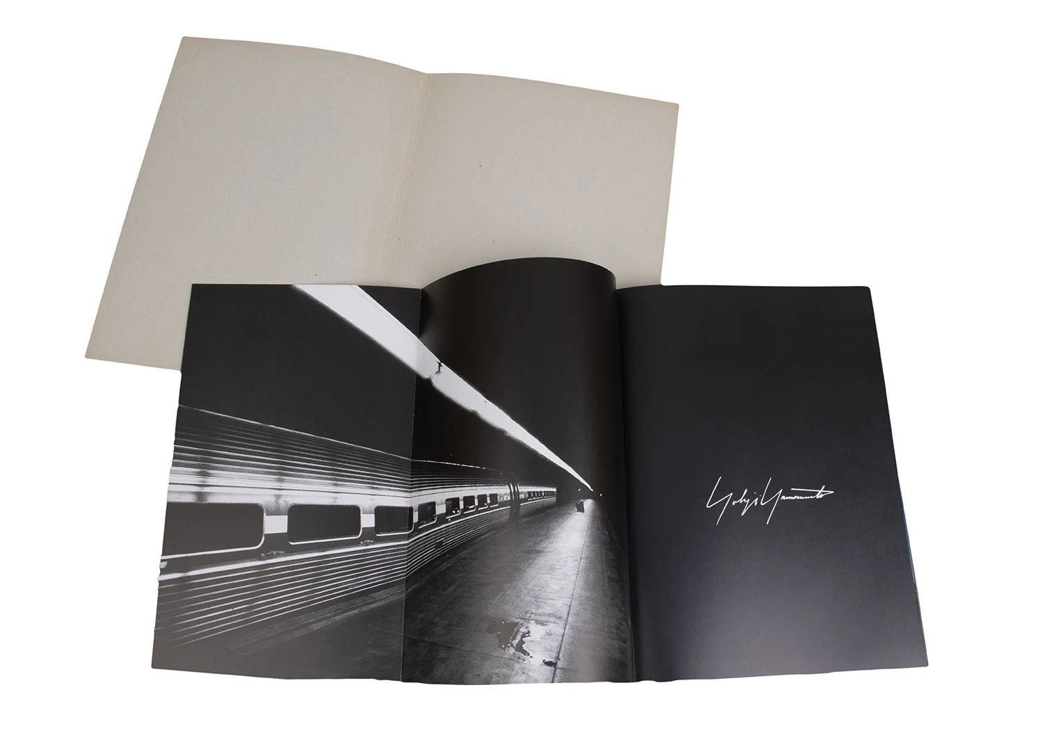 Yohji Yamamoto Yohji Yamamoto E-Z GO 1992 Visual Magazine Size ONE SIZE - 9 Thumbnail
