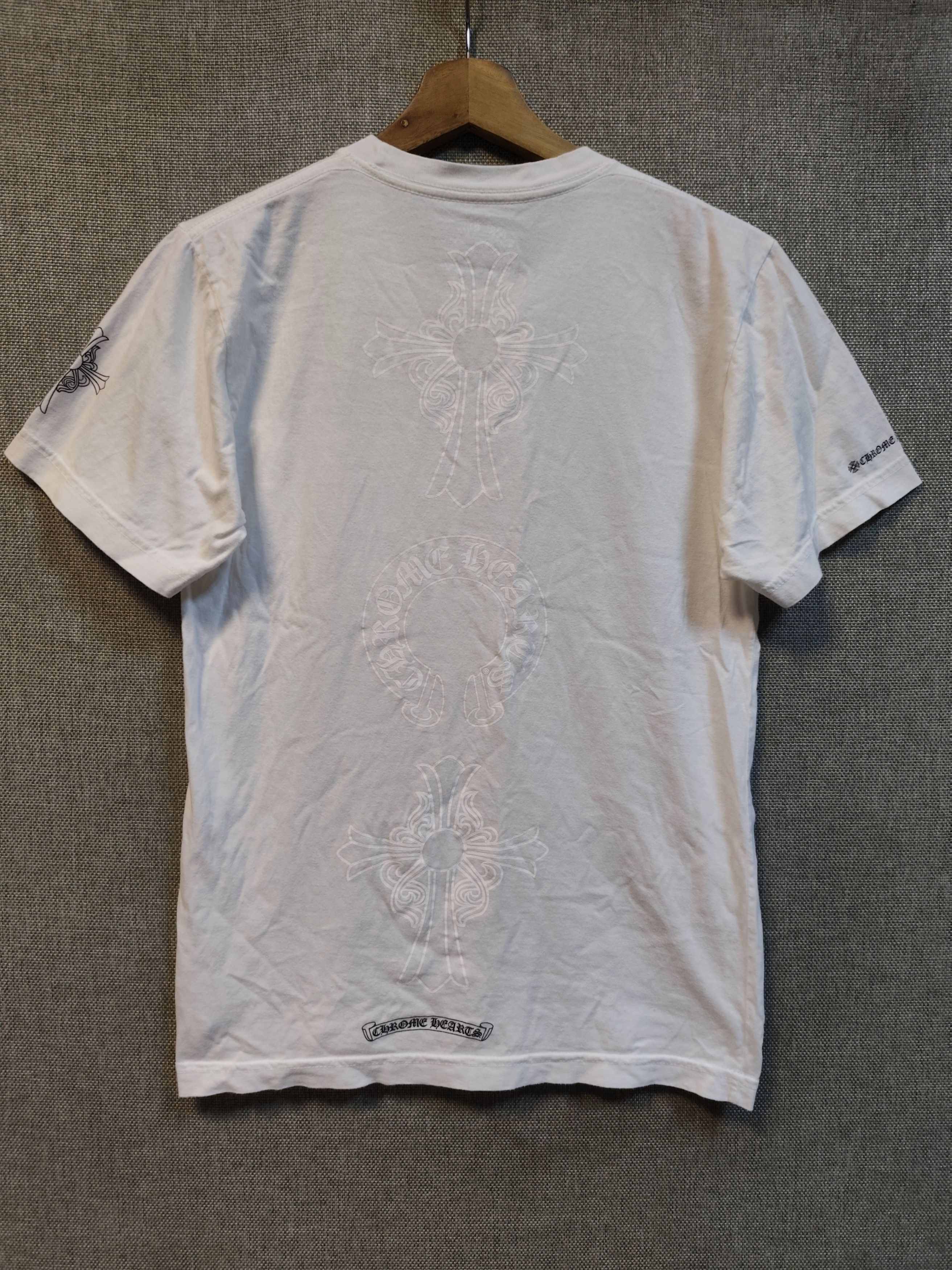 Chrome Hearts Chrome Hearts Horseshoe Logo Pocket Tee Size US S / EU 44-46 / 1 - 2 Thumbnail