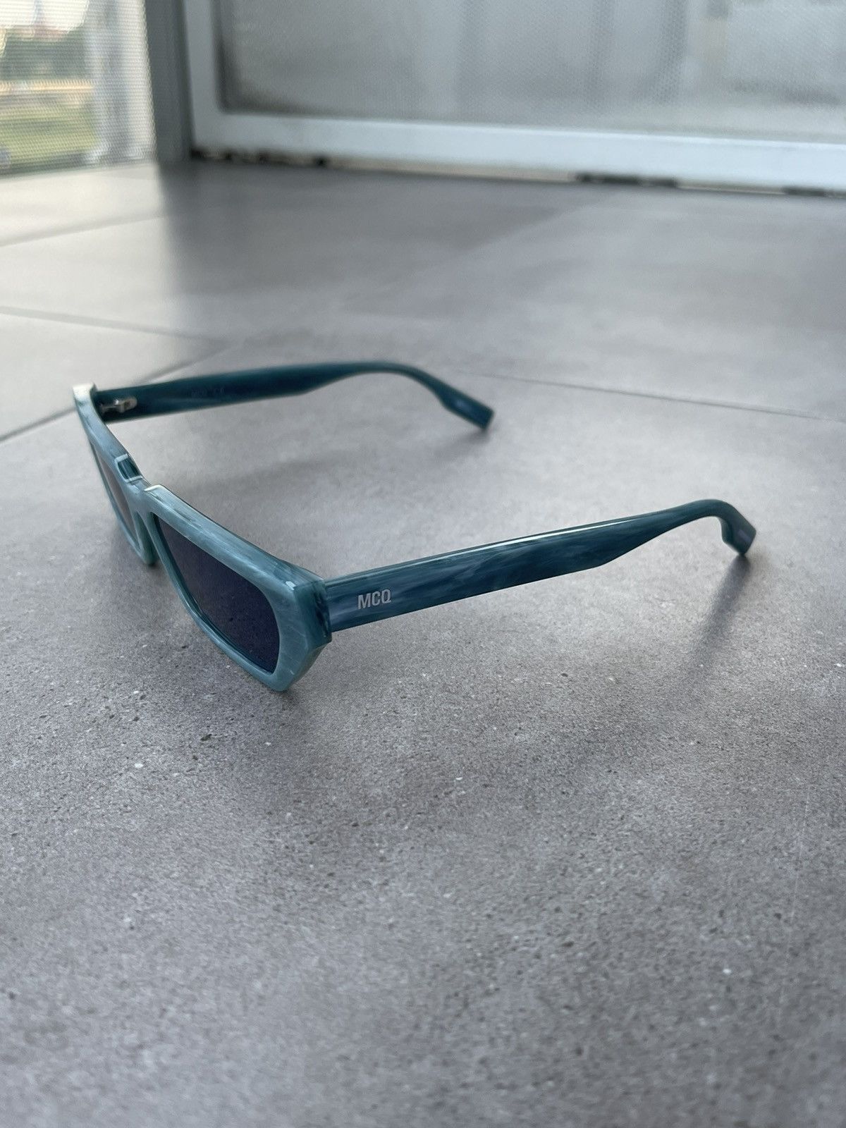 Alexander McQueen !DS! Alexander Mcqueen MQ0302S Marble Turqoise Sunglasses Size ONE SIZE - 5 Thumbnail
