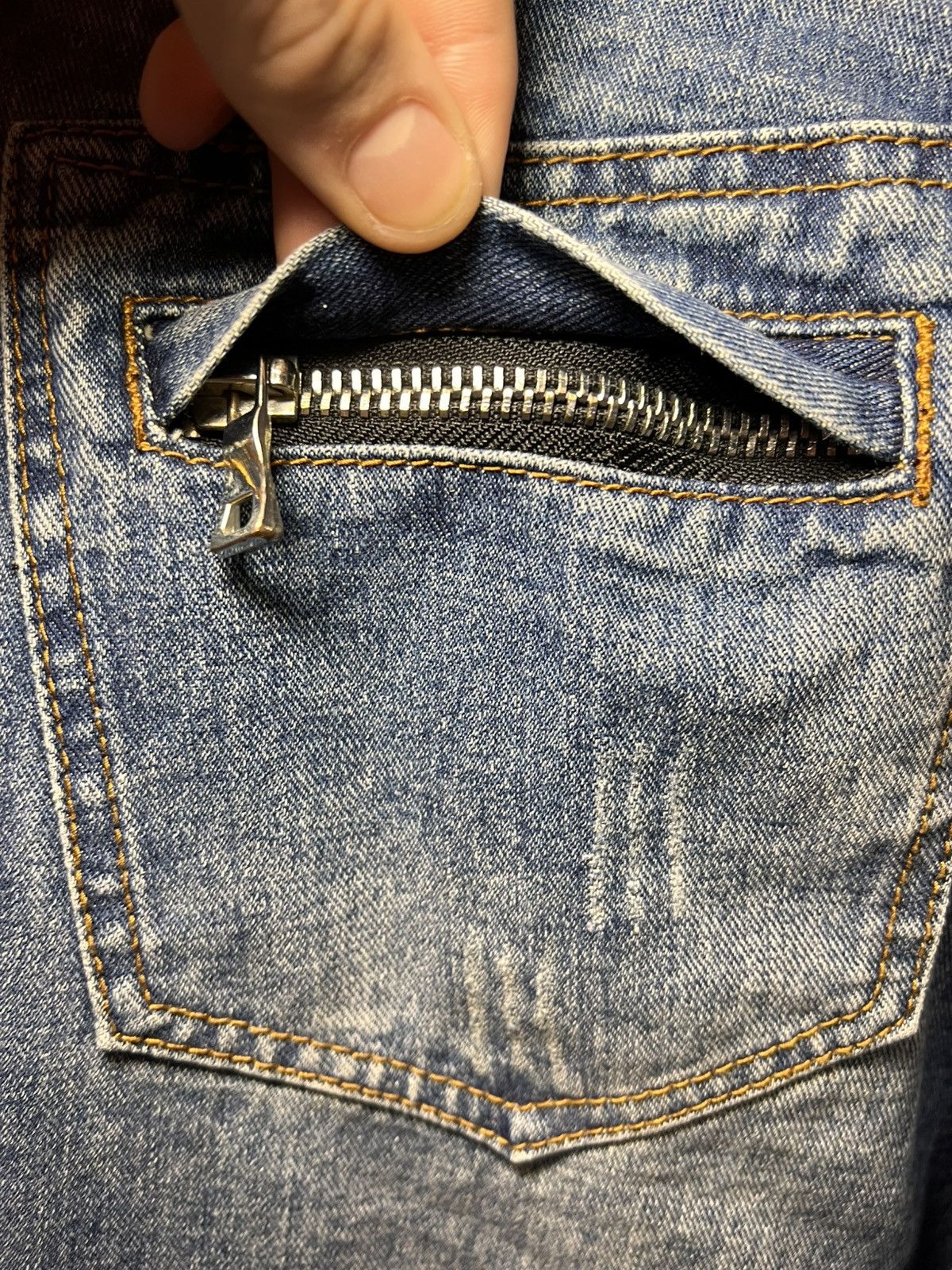 Balmain Vintage Balmain biker jeans Size US 34 / EU 50 - 17 Thumbnail