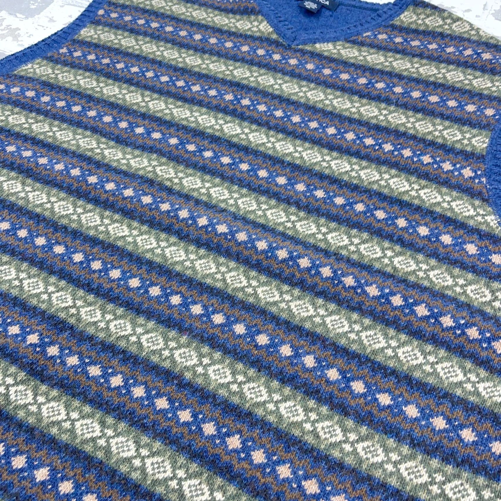 Nautica VINTAGE Nautica Sweater Vest Men XL Blue Fair Isle Wool Blend Knitted Classic Dress Casual Office Size US XL / EU 56 / 4 - 3 Thumbnail