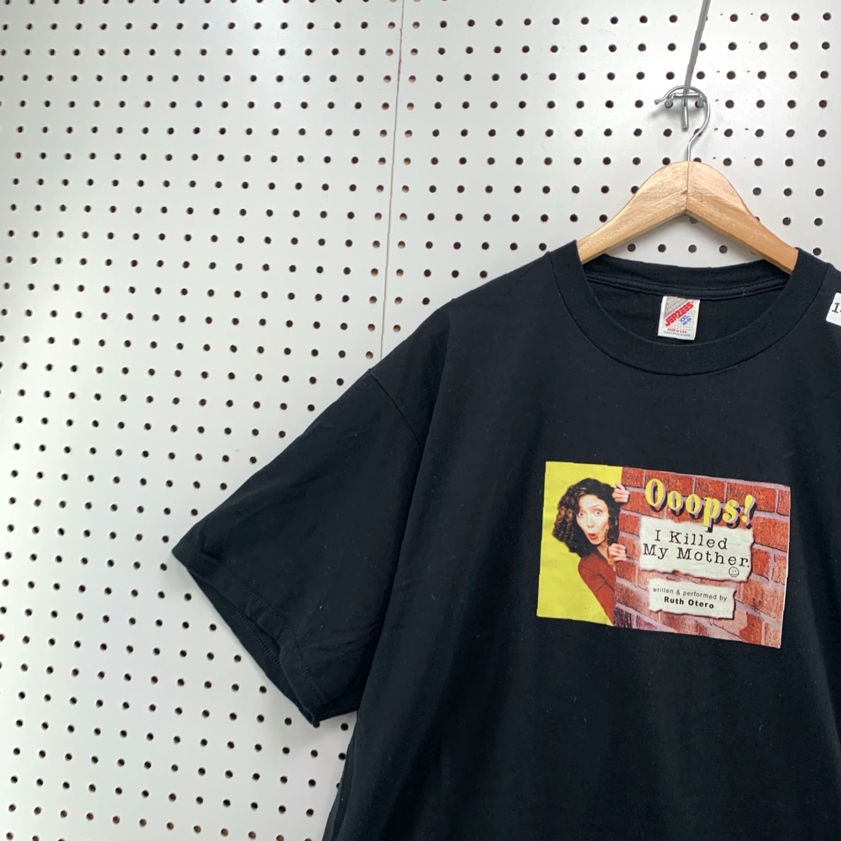 Jerzees VINTAGE Oops I Killed My Mother Book Shirt Cotton Black XL Unisex Adults Short Sleeve Crew Neck T-Shirt 90s Theme Mens Womens Size US XL / EU 56 / 4 - 4 Thumbnail
