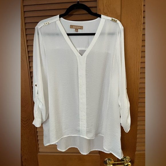 Ellen Tracy Ellen Tracy Sheer Top roll tab sleeve in white size large Size L / US 10 / IT 46 - 1 Thumbnail
