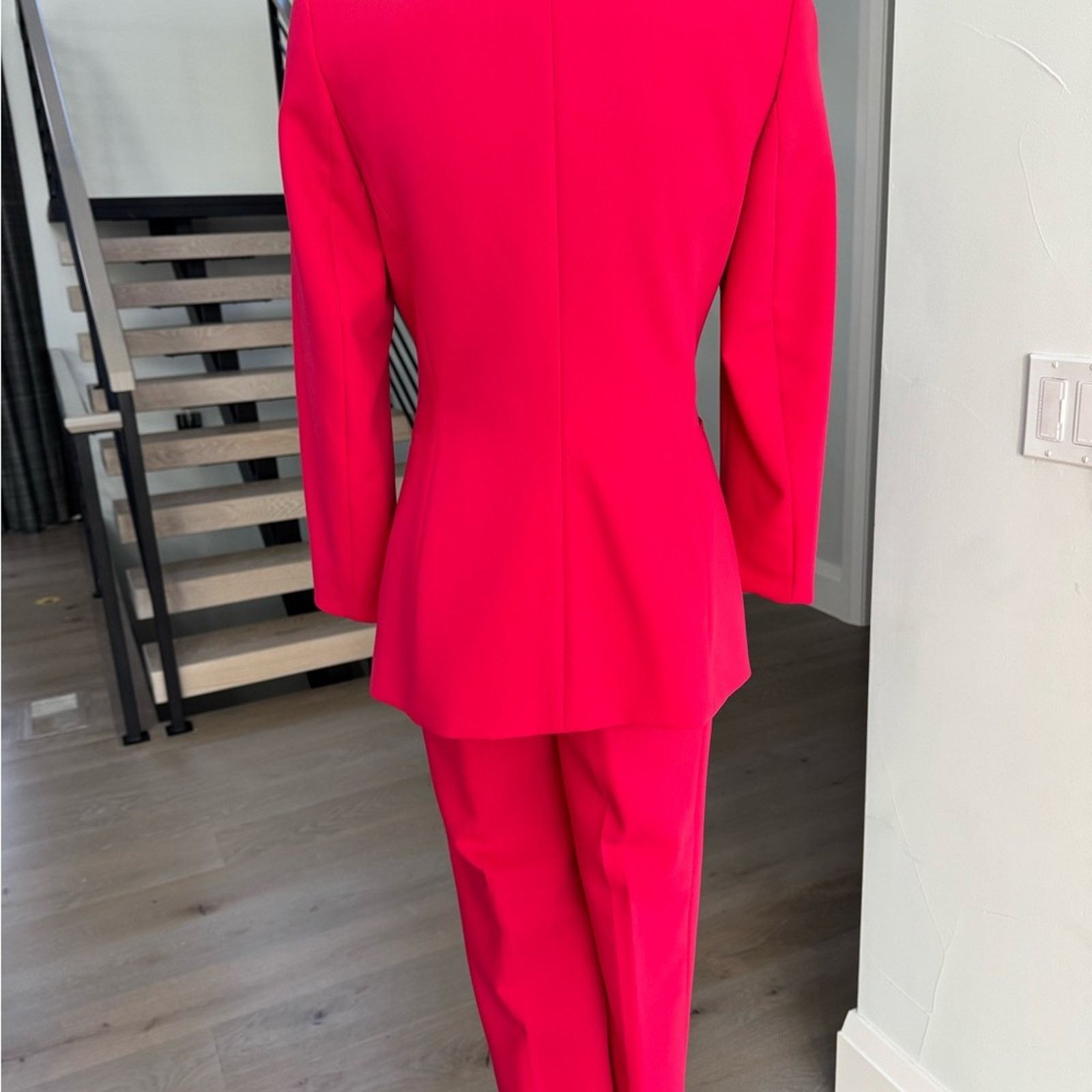 Other Vibrant Pink Suit Set size S Size S / US 4 / IT 40 - 5 Thumbnail