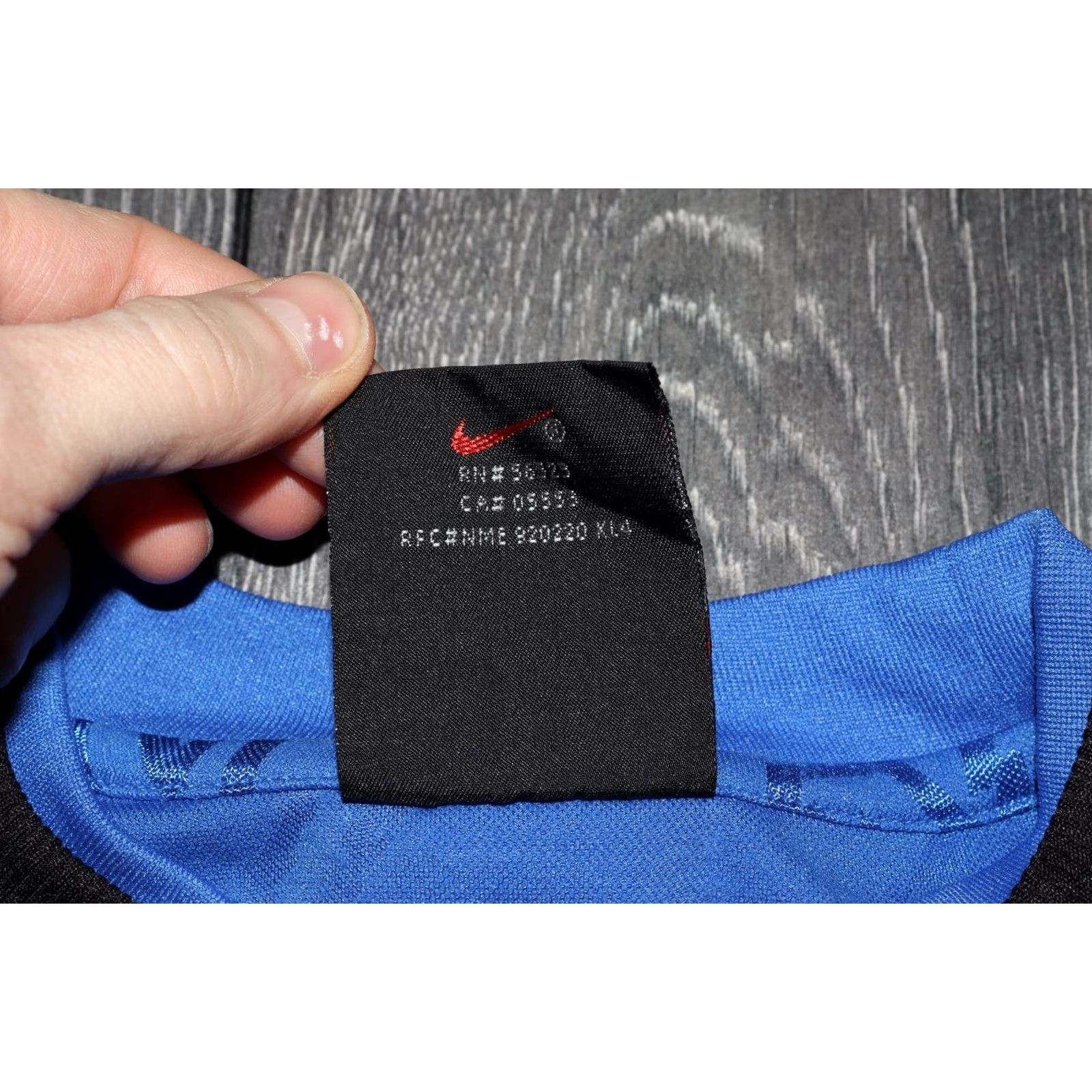 Nike NIKE PREMIER BIG SWOOSH SIZE M 90S VINTAGE FOOTBALL SHIRT BLACK BLUE 1995 JERSEY Size US M / EU 48-50 / 2 - 4 Thumbnail