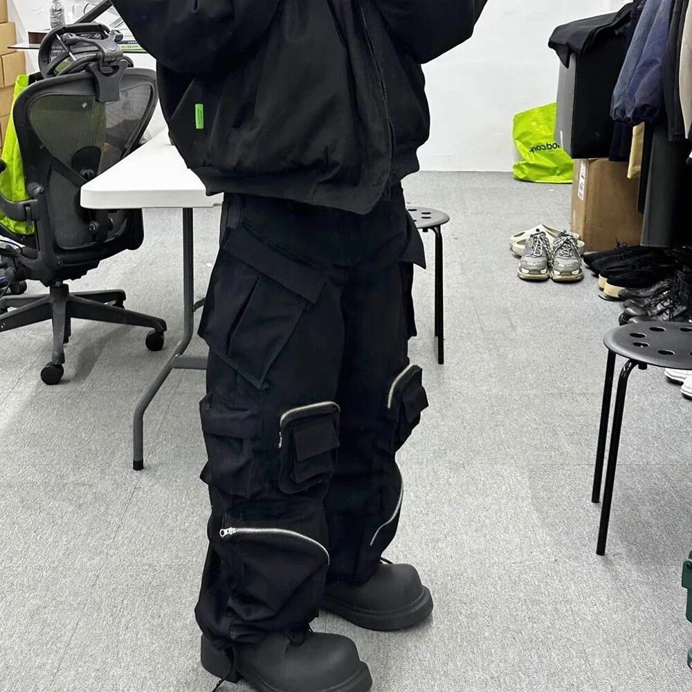 image of Deadstock Baggy Multipockets Pants Zip Pockets Wide Cargo M Buttons in Black, Men's (Size 32)