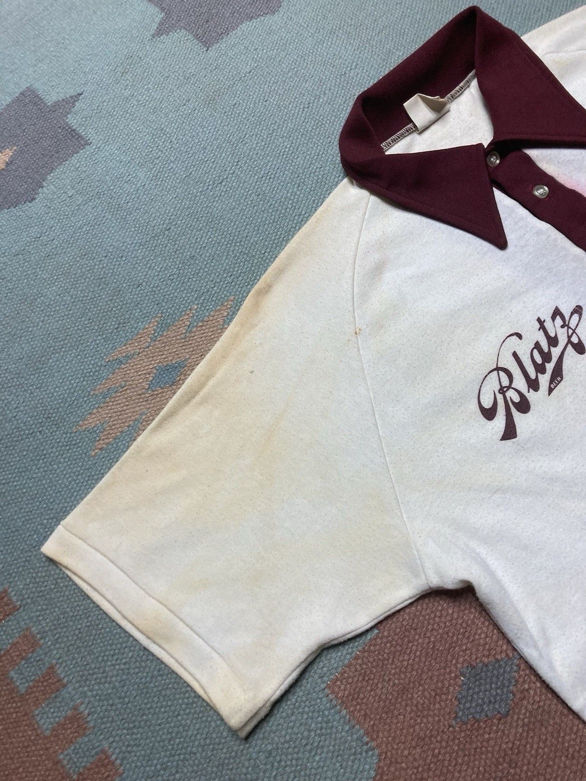 Vintage Vintage 70s polo shirt Blatz Beer dagger collar soft large Size US L / EU 52-54 / 3 - 5 Thumbnail